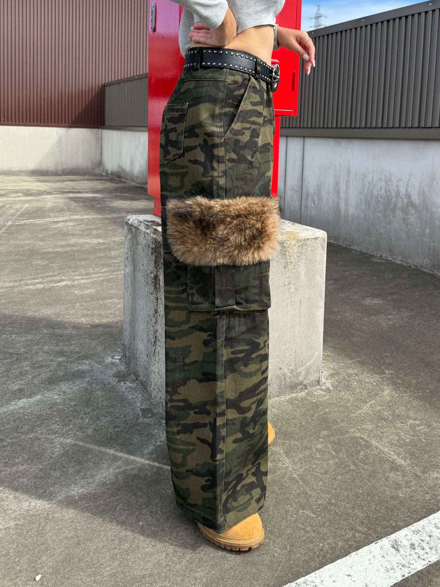 ポイントカモフラファーパンツ DPB73504