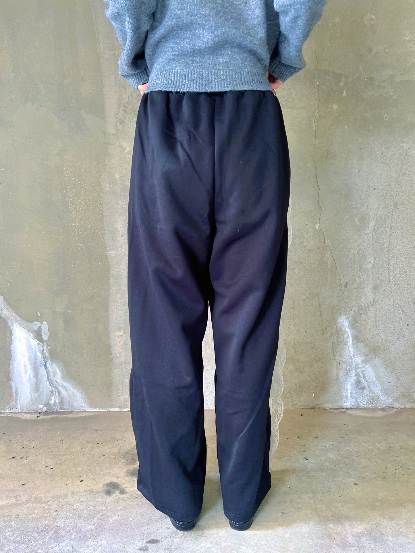 アシメレースラインナイロンワイドパンツ DPB79229