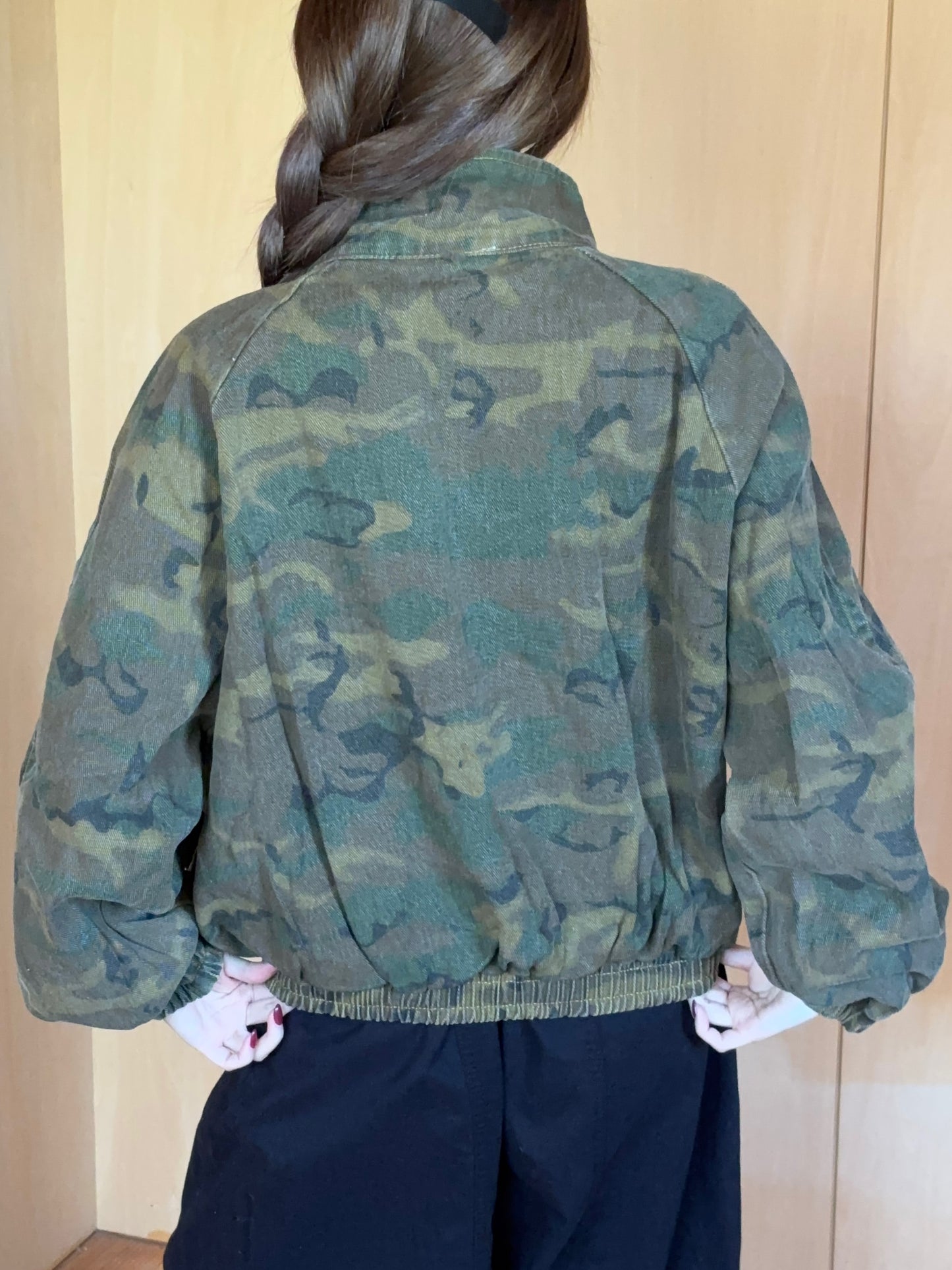 スタンドカラーカモフラジップジャケット DPB88131