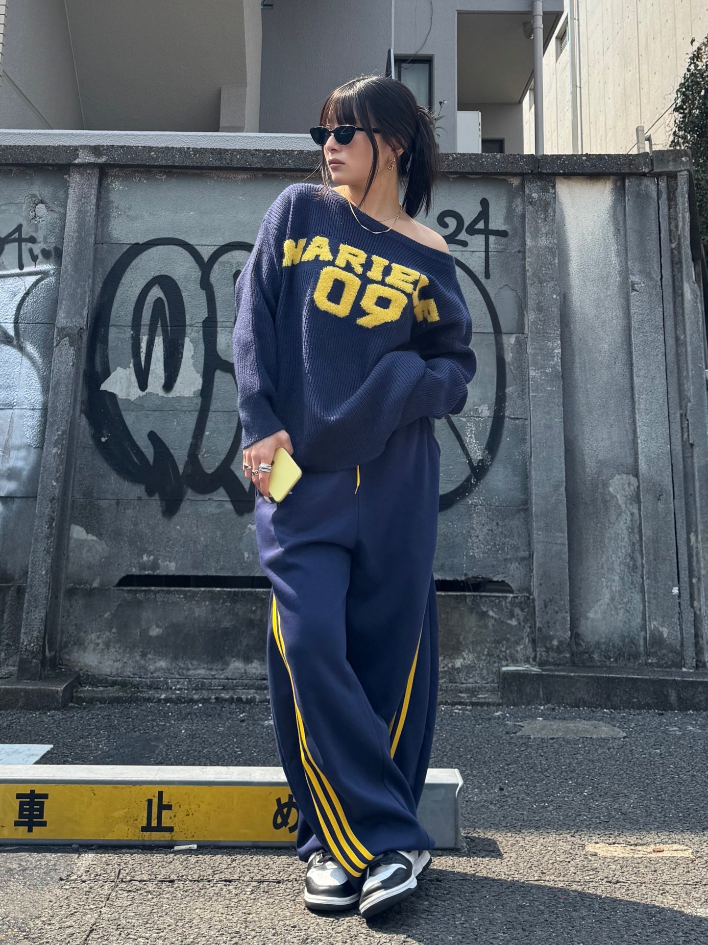 ロゴワンショルニット DPB86023