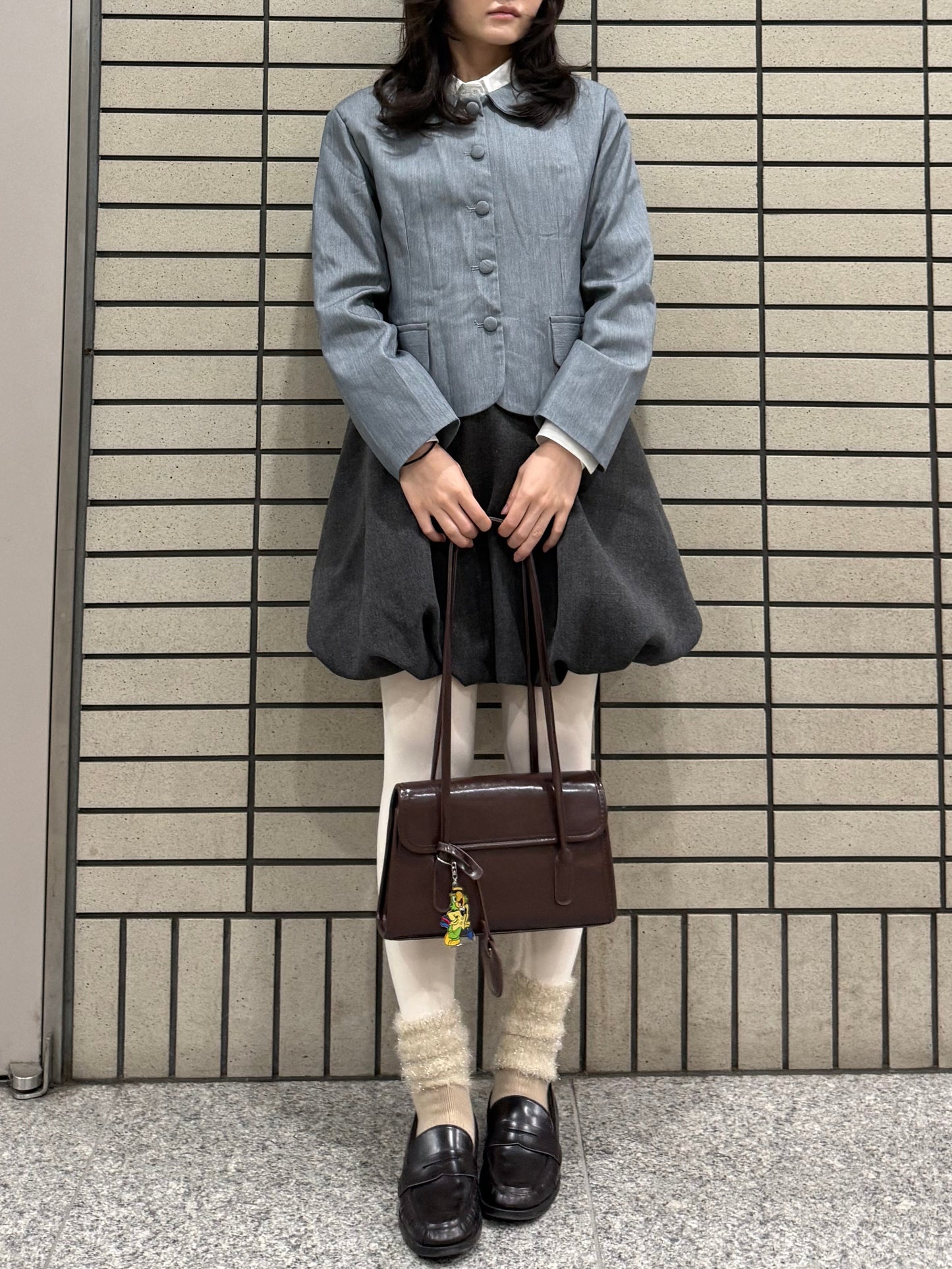 ライトグレーショートスーツジャケット DPA43706