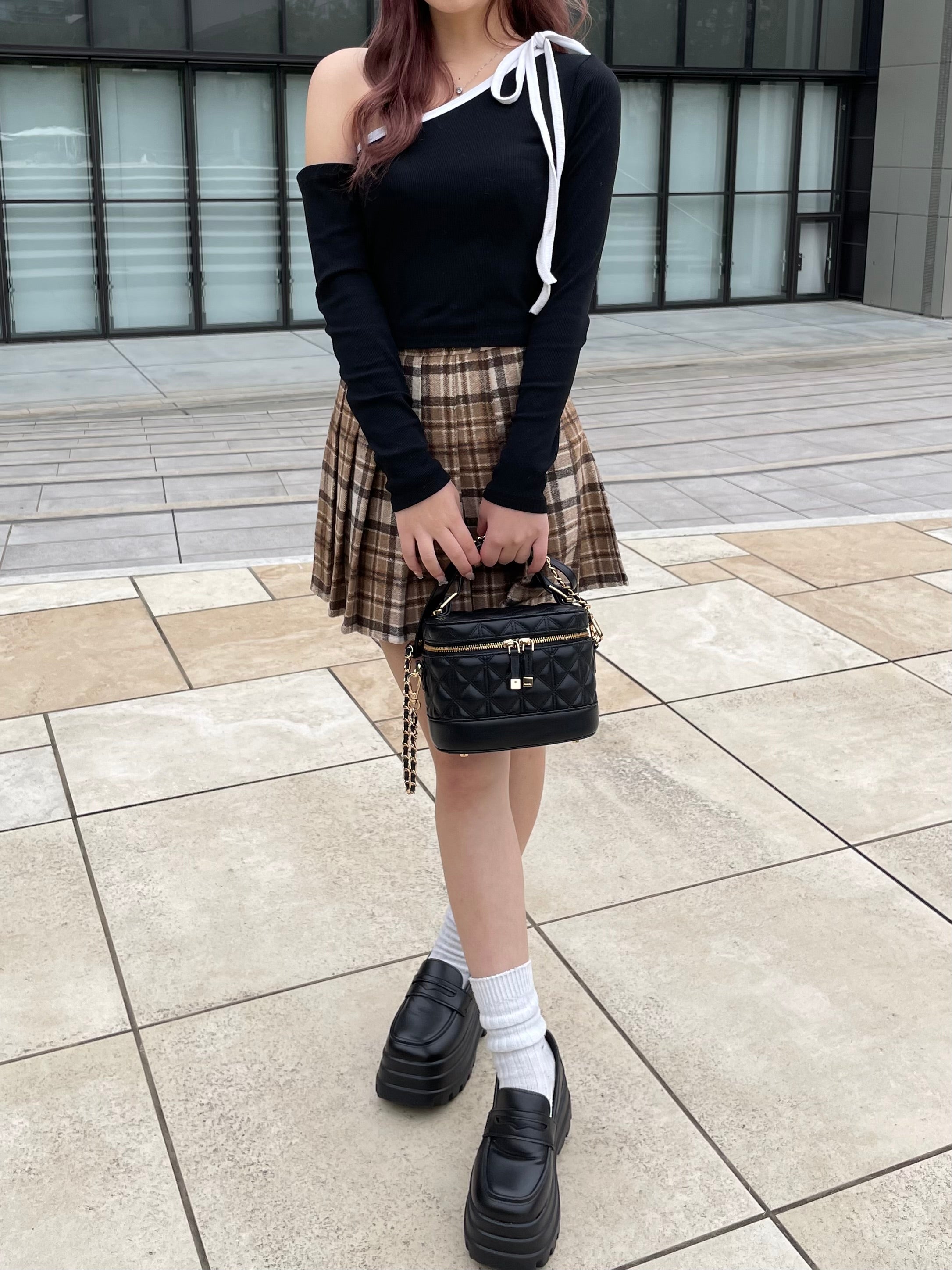 ワイズのワンショルダースカート
