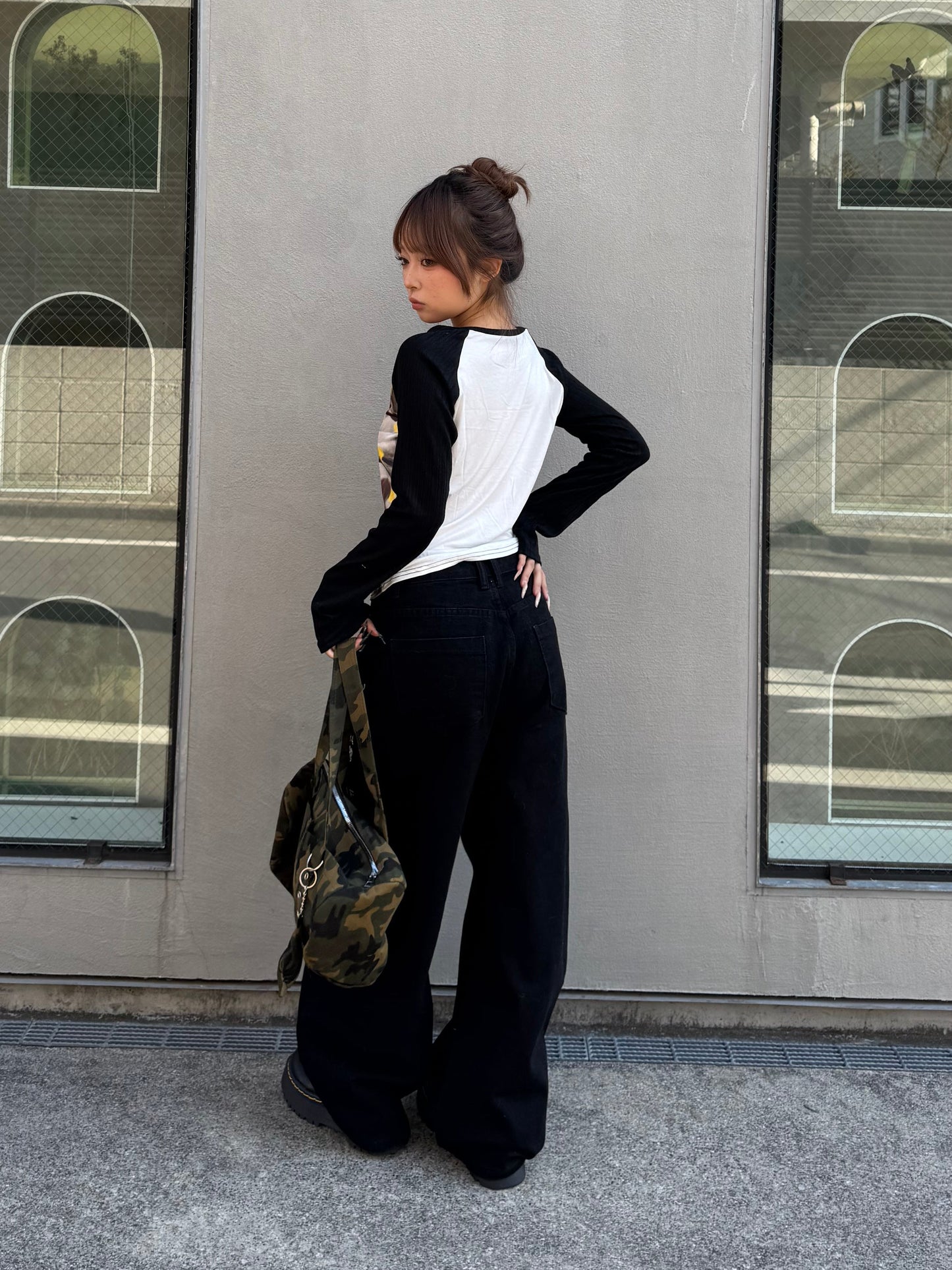 レタリングロゴワイドパンツ DPB86186