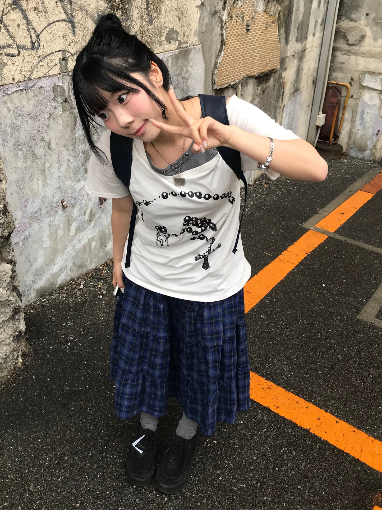 ホワイトオフショルキーデザインTシャツ DPB89247