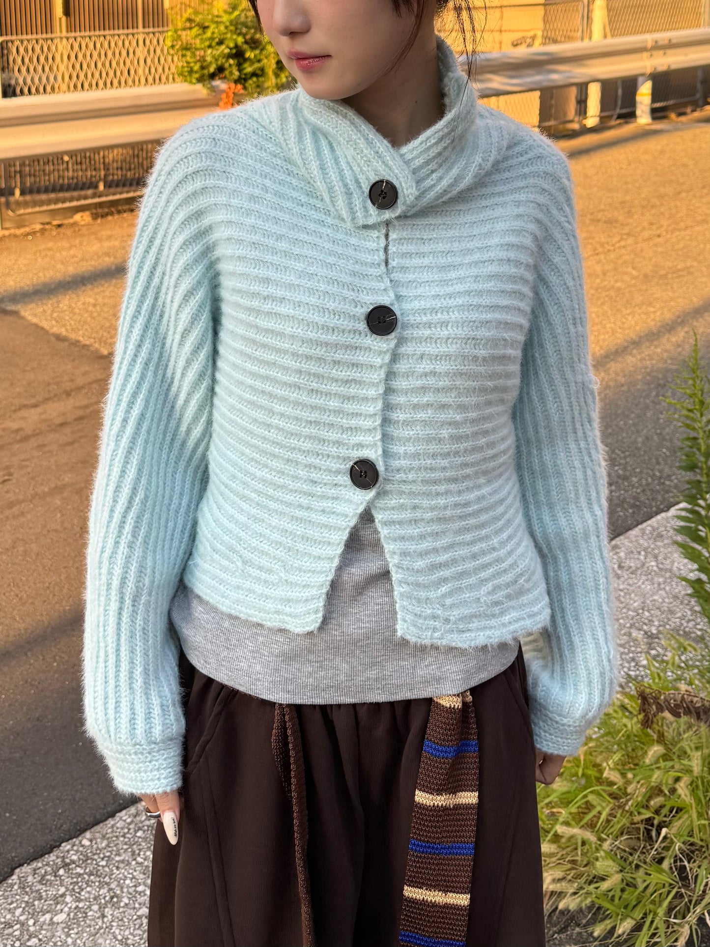 ハイネックフロントボタンニット DPB85398