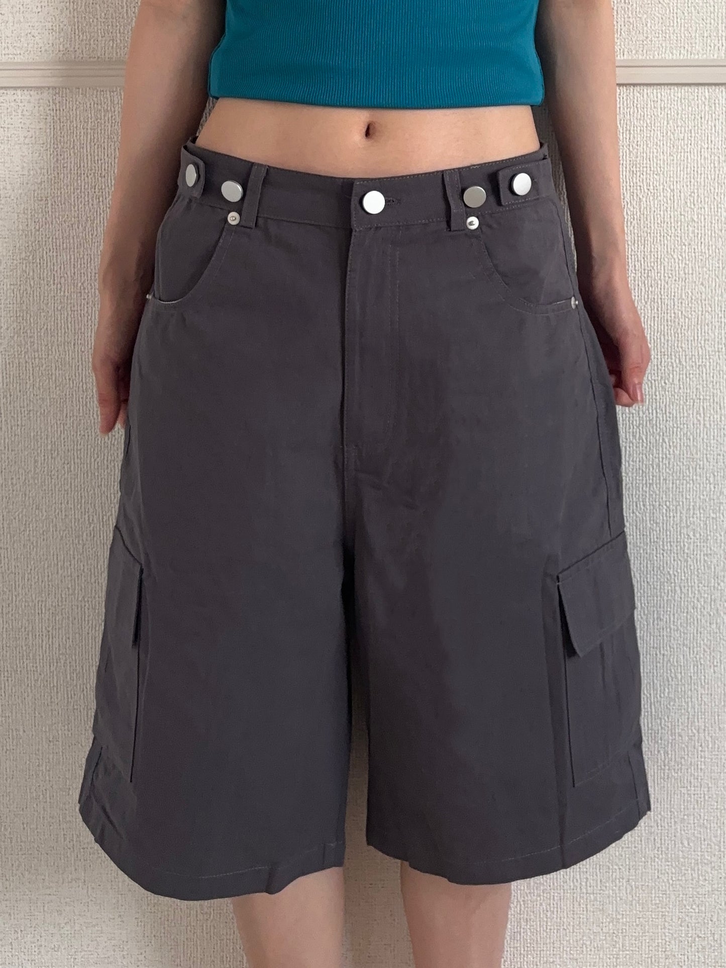 グレーカーゴハーフパンツ DPB88288