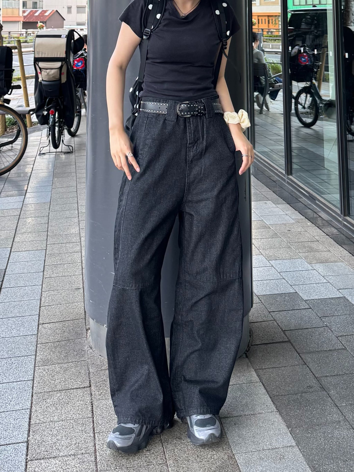 ブラックバギーデニムパンツ DPB93125