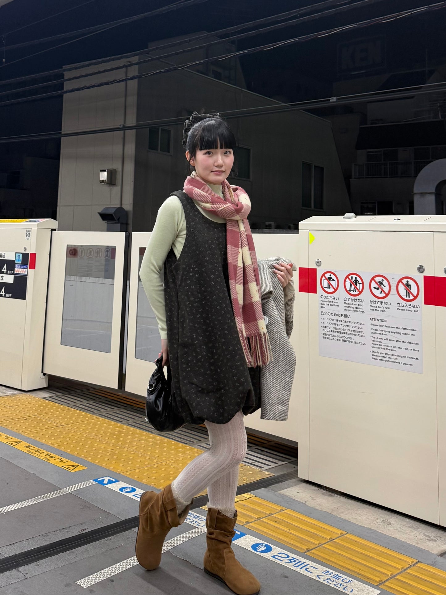 ミニフラワーバルーンワンピース&シュシュ DPA43715