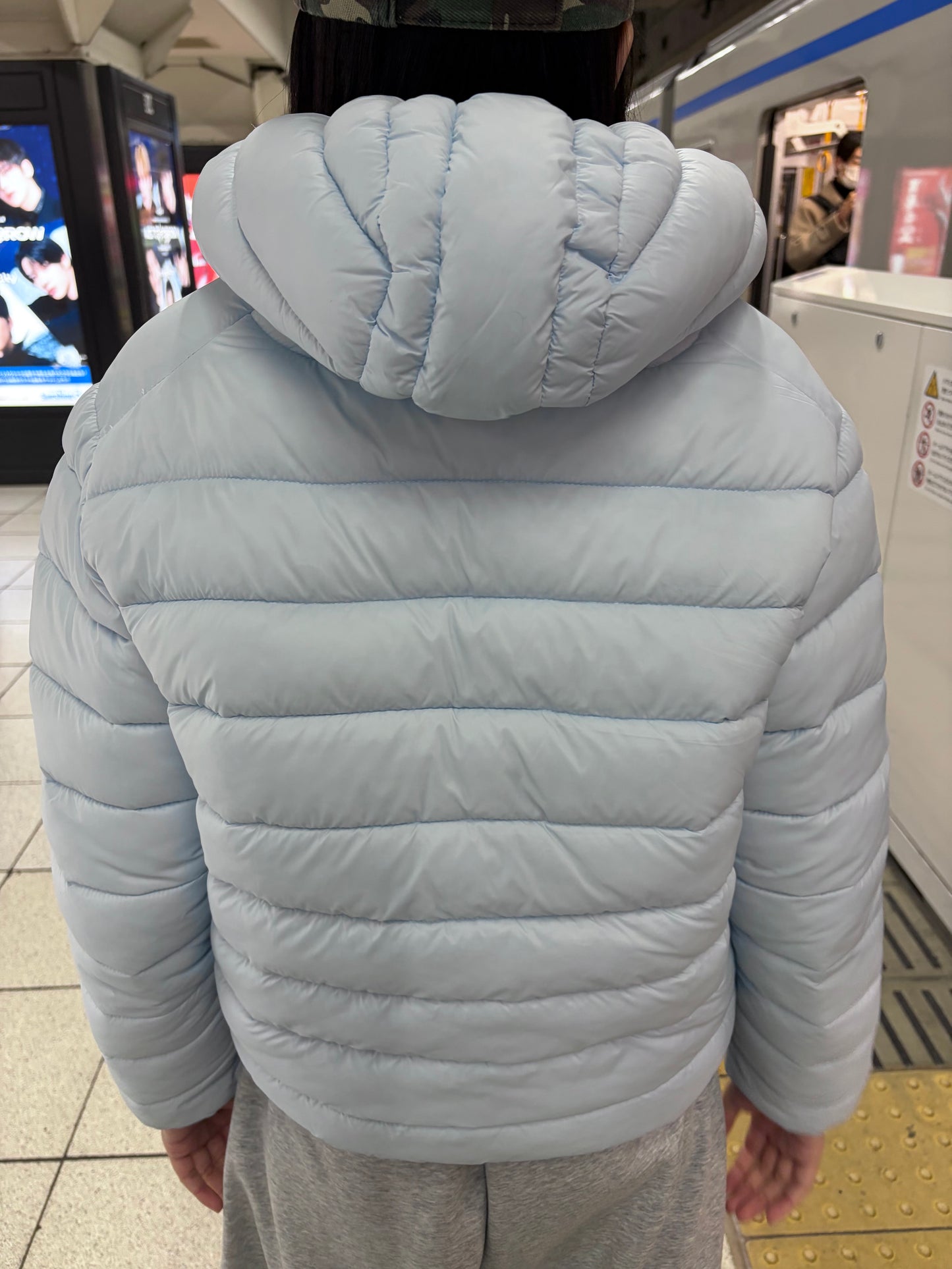 ドローコード付き中綿ライトジャケット DPB92070