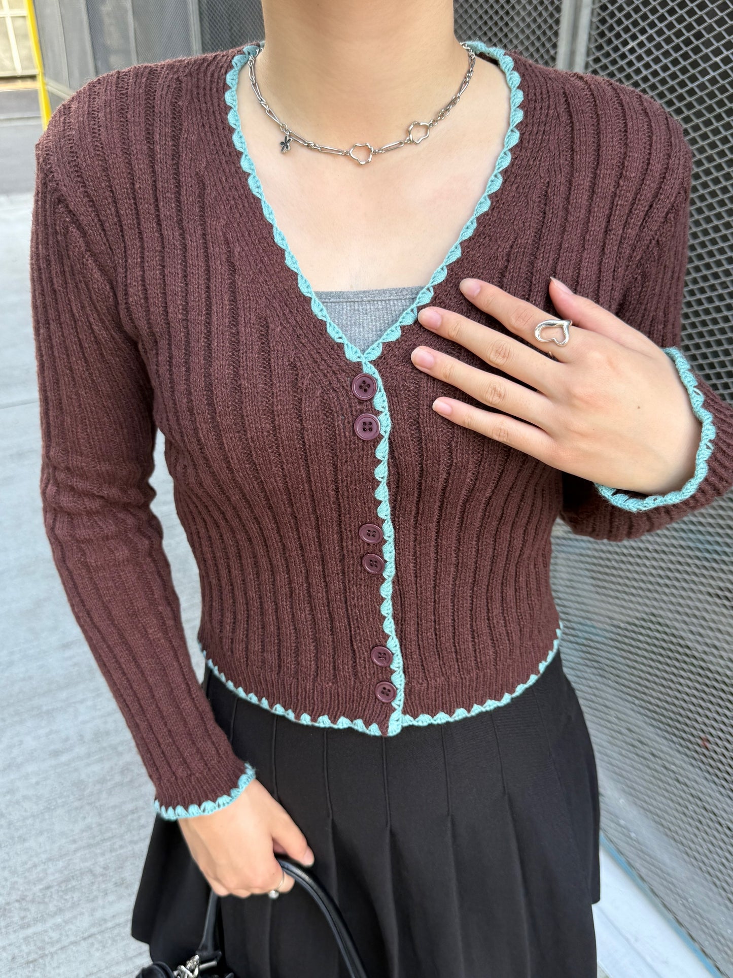 バイカラーニットトップス DPB93014