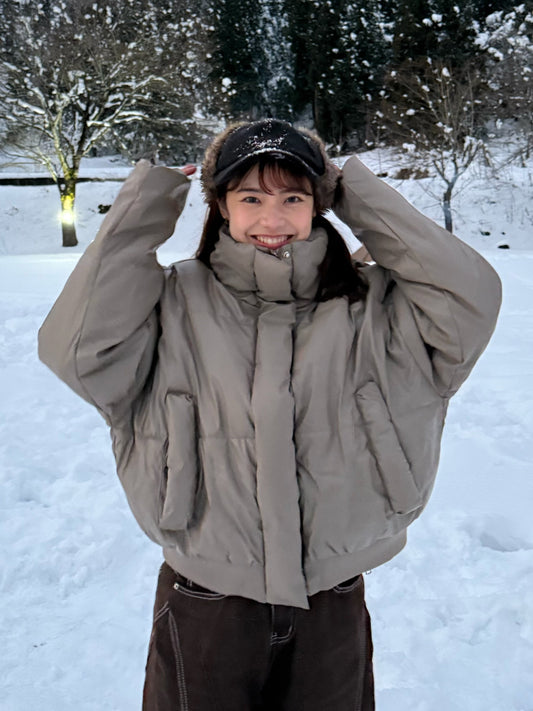 ベージュダウンジャケット DPB47501