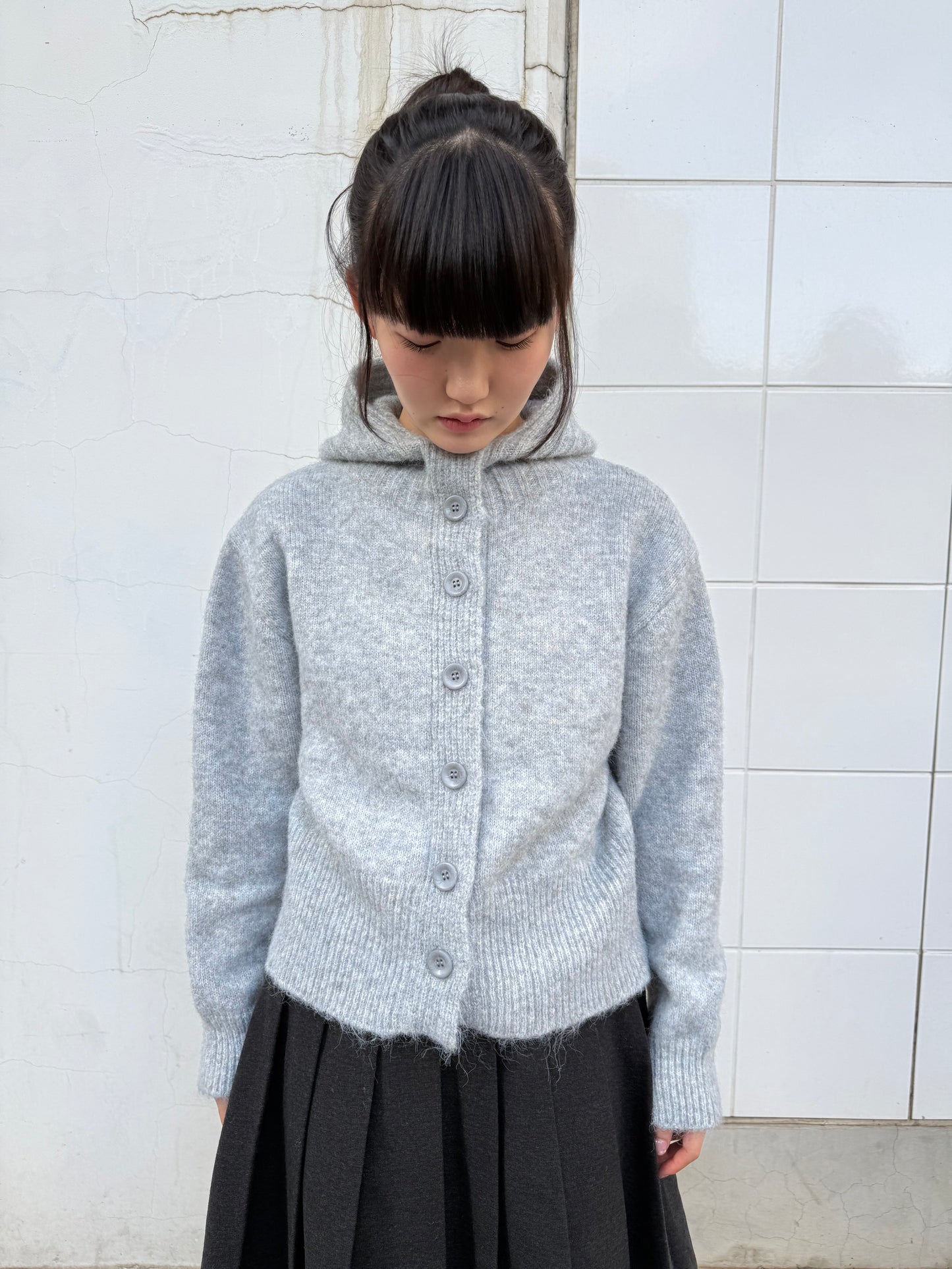 ライトグレーニットカーディガン DPA43737