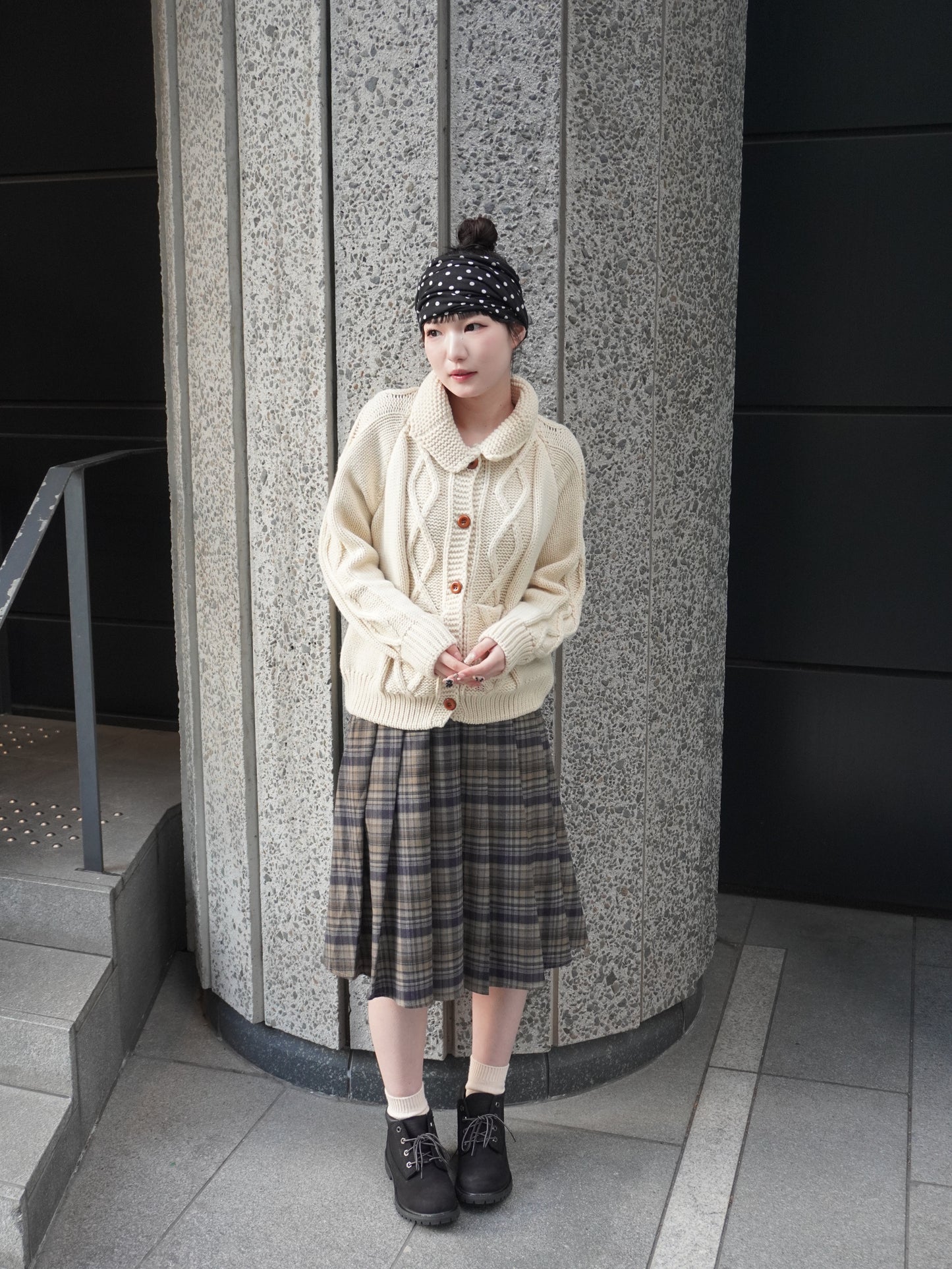 ケーブルカラーニット DPB85417