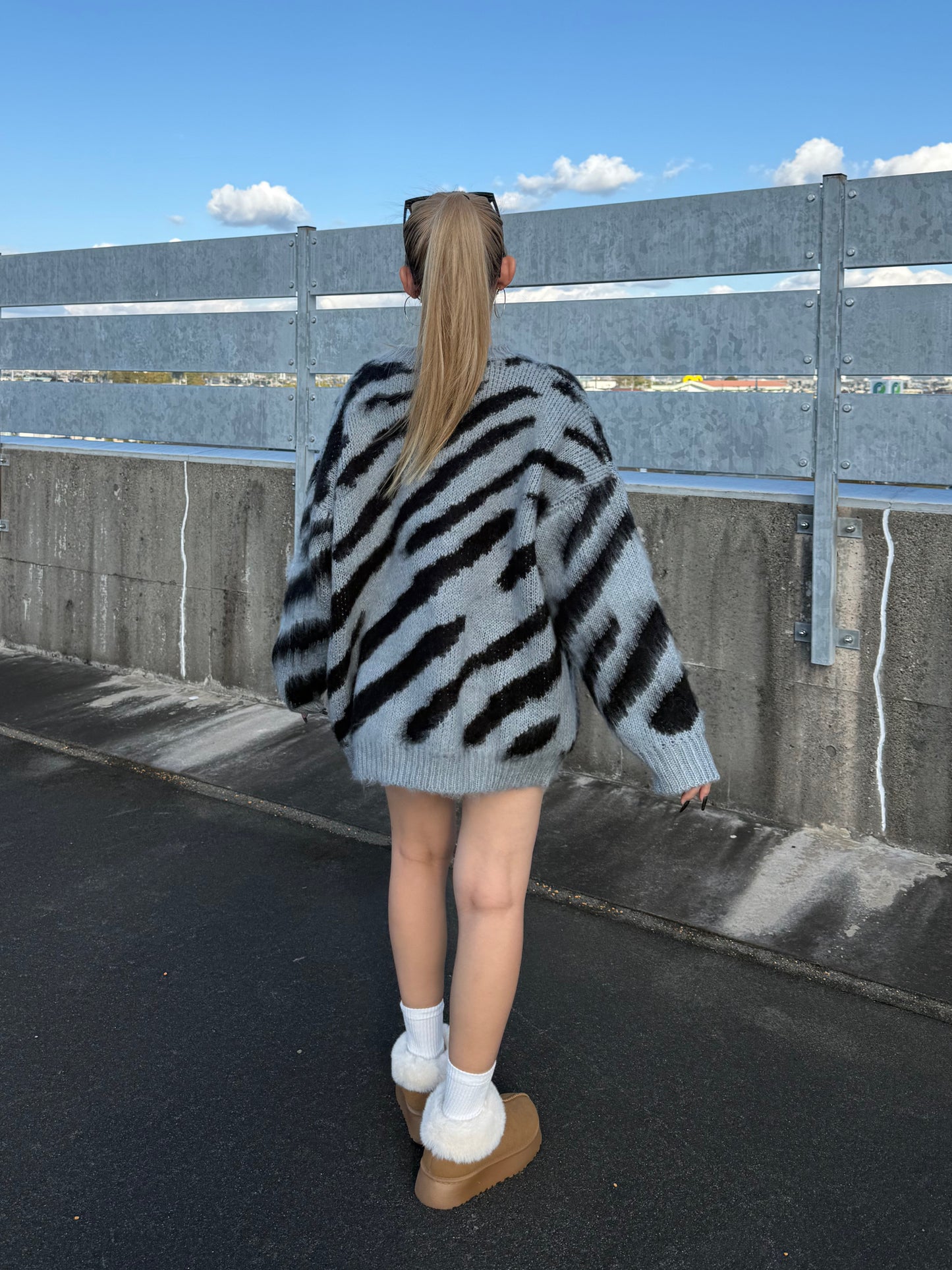 オーバーゼブラニット DPB73533