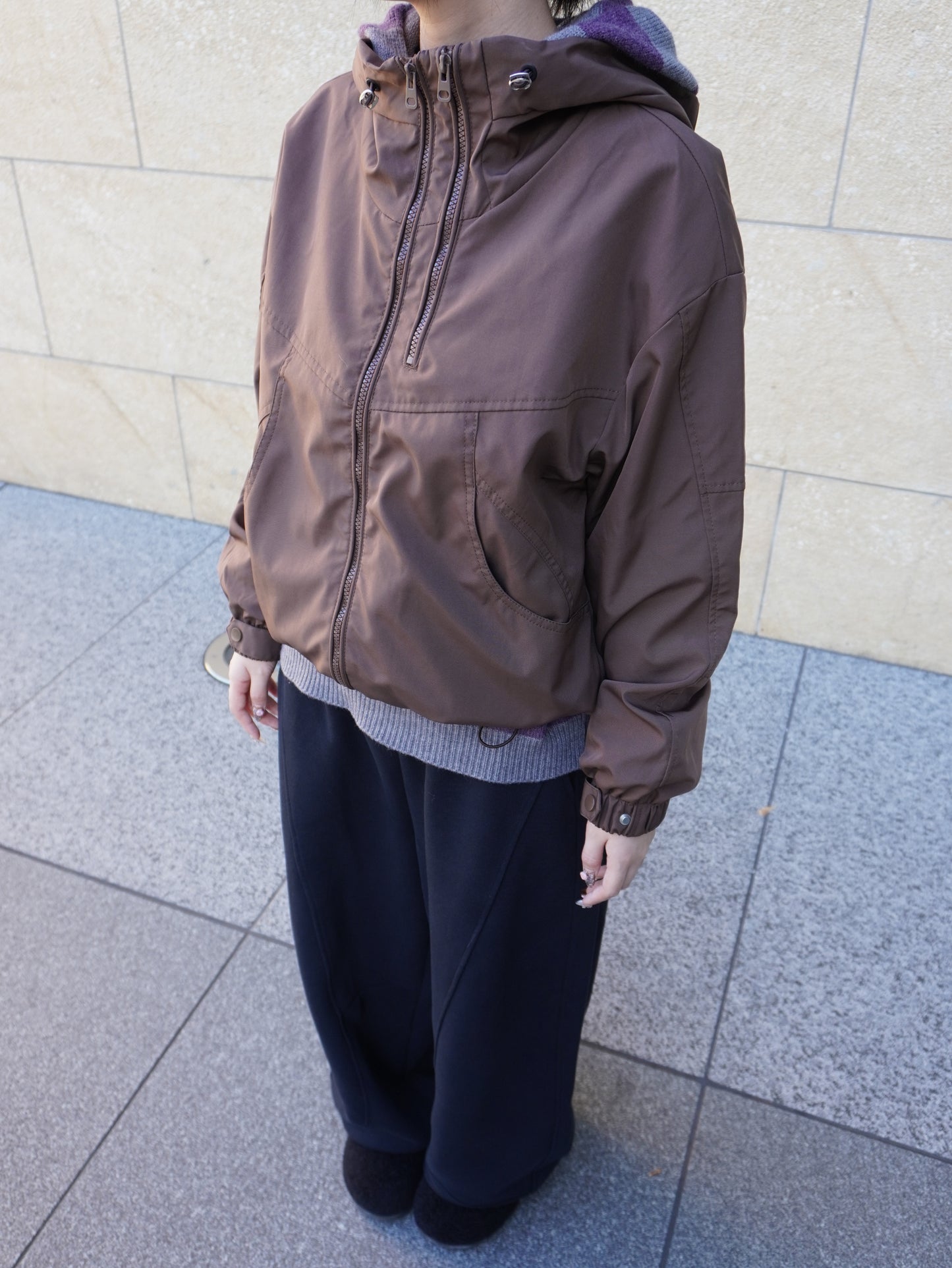 ブラウンナイロンパーカー DPB85371