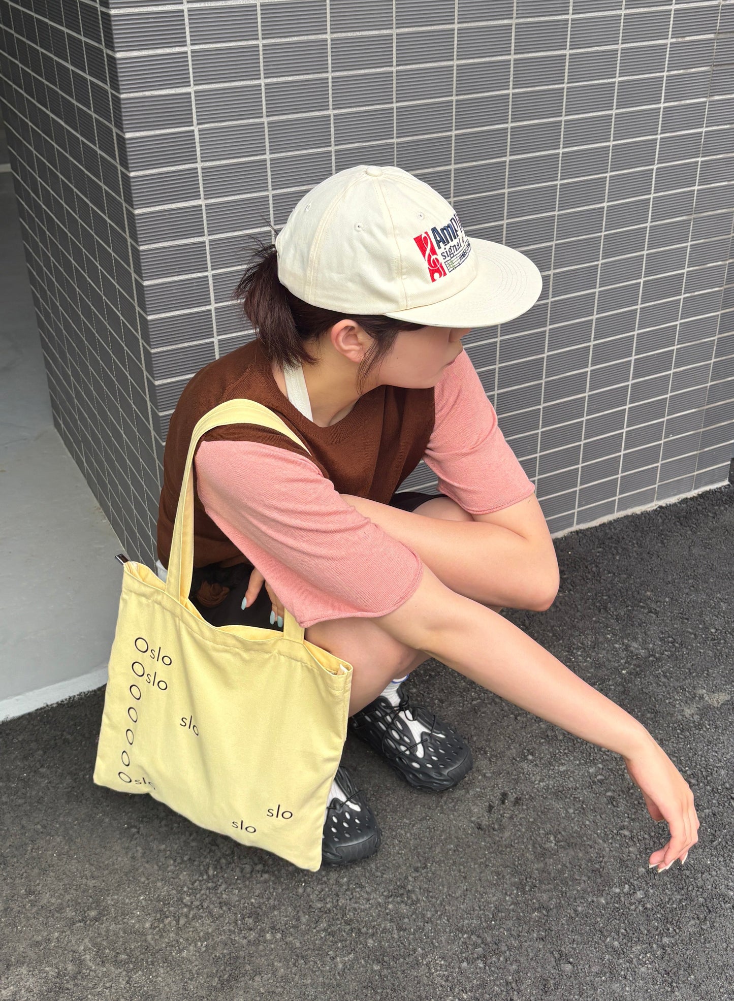 イエローロゴシックトートバック DPC08035
