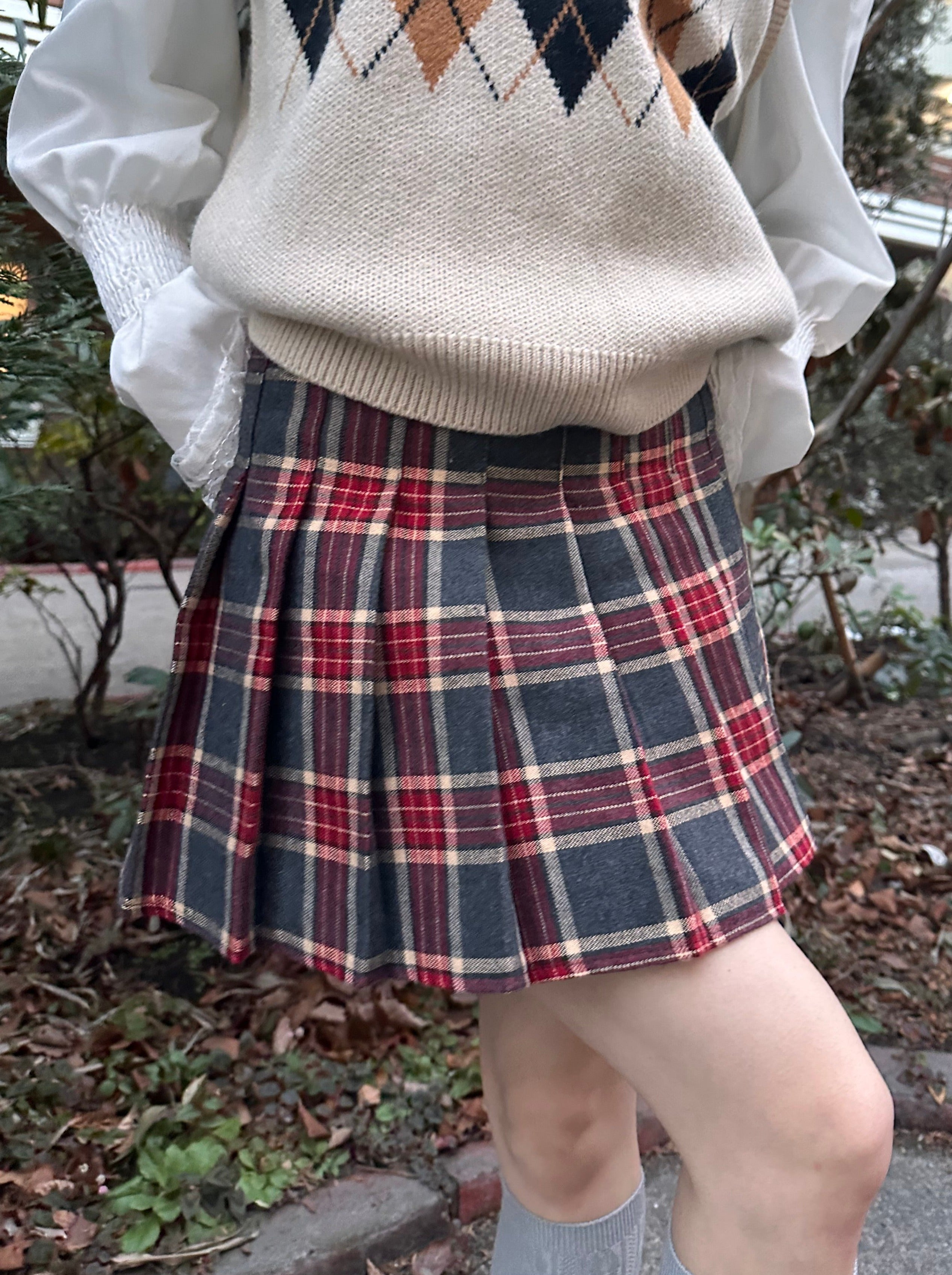 極美品☆バーバリーロンドンプリーツミニスカートチェック赤バックル付き 極美品☆バーバリーロンドンプリーツミニスカートチェック赤