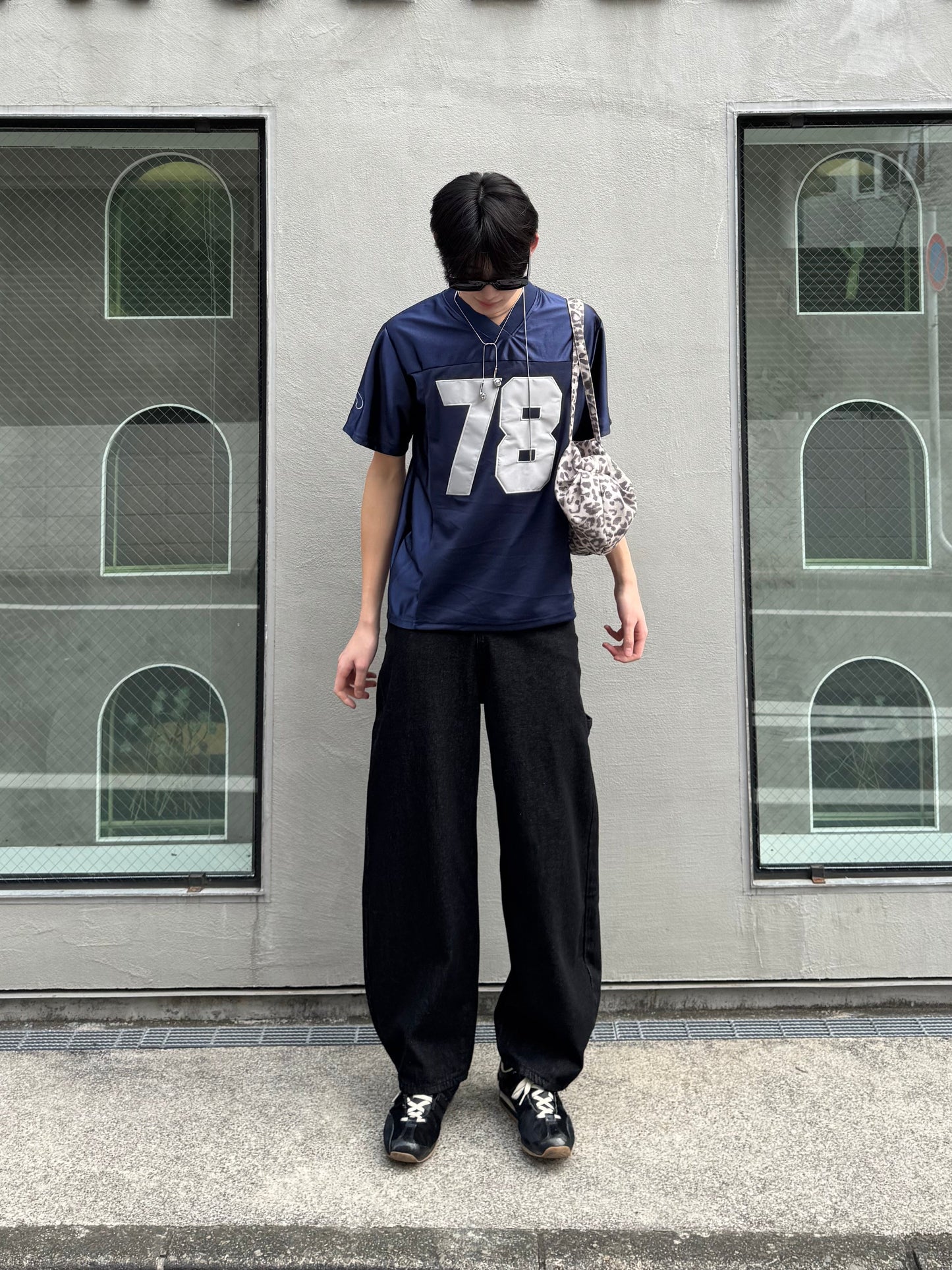 ダーククロスロゴデニムパンツ DPC05034