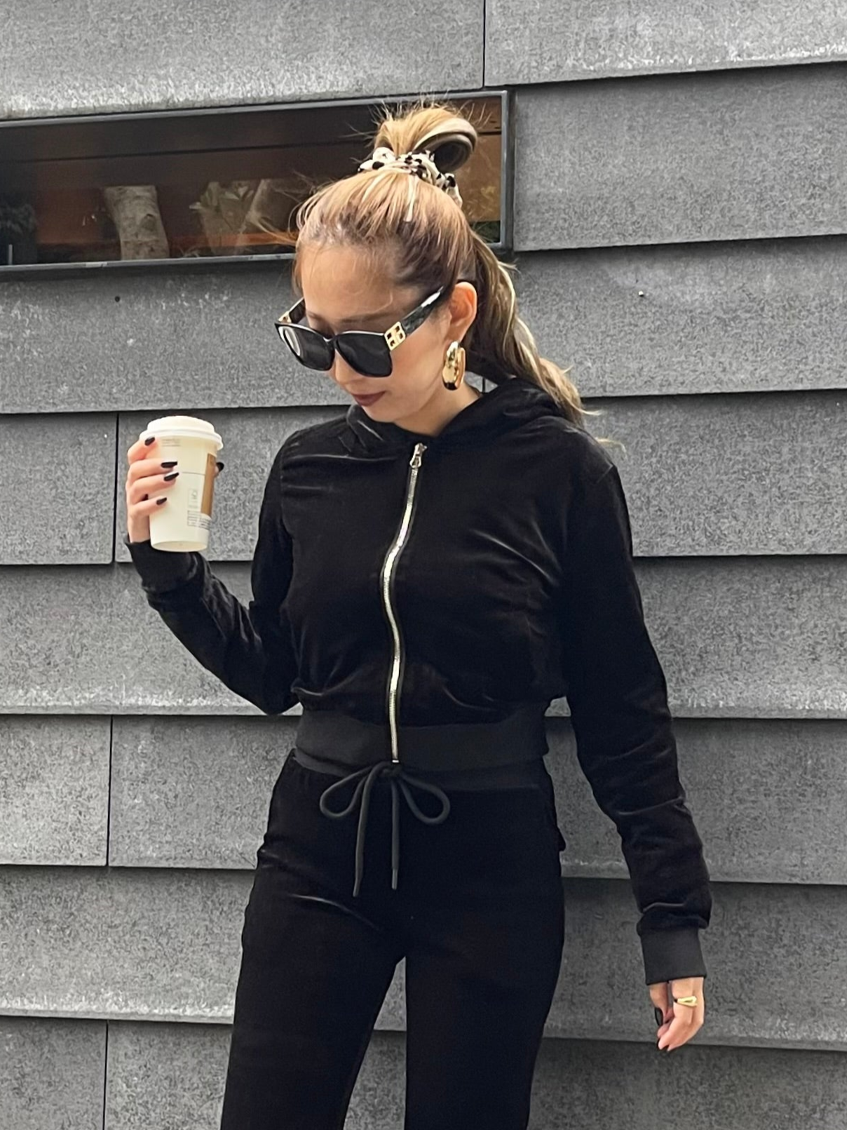 ベロアジップパーカー DPB73171 – CRAMMY