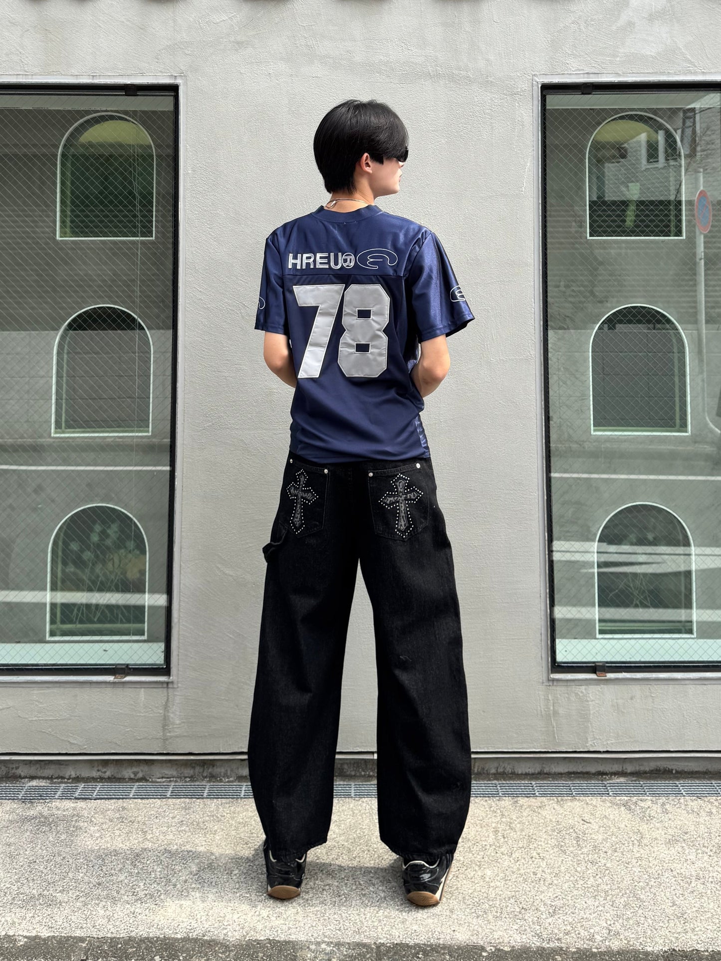 ダーククロスロゴデニムパンツ DPC05034