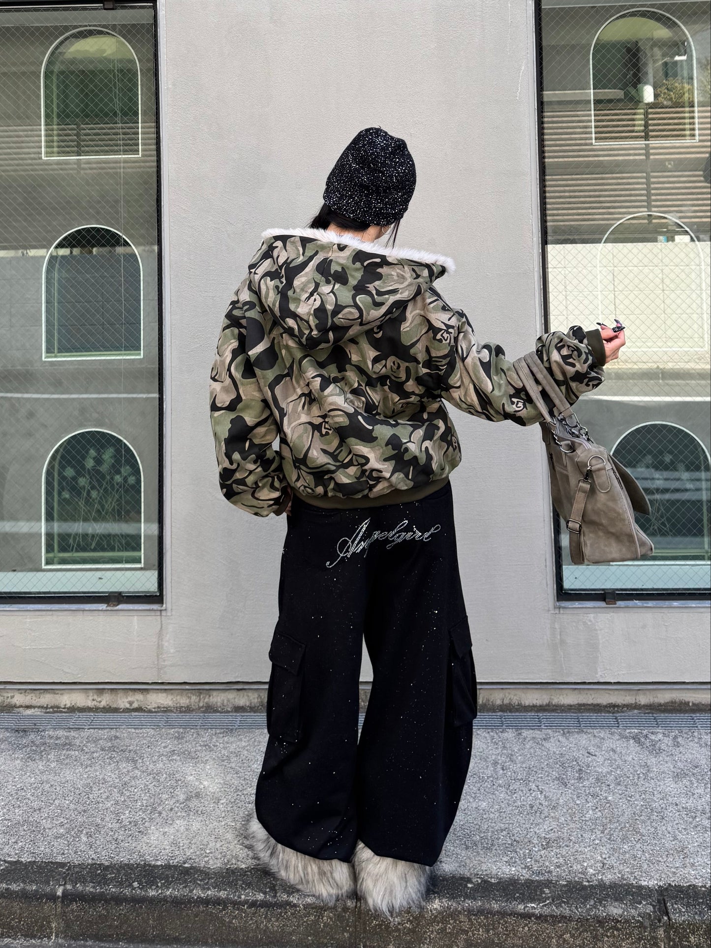 ラメカーゴスウェットパンツ DPB86111