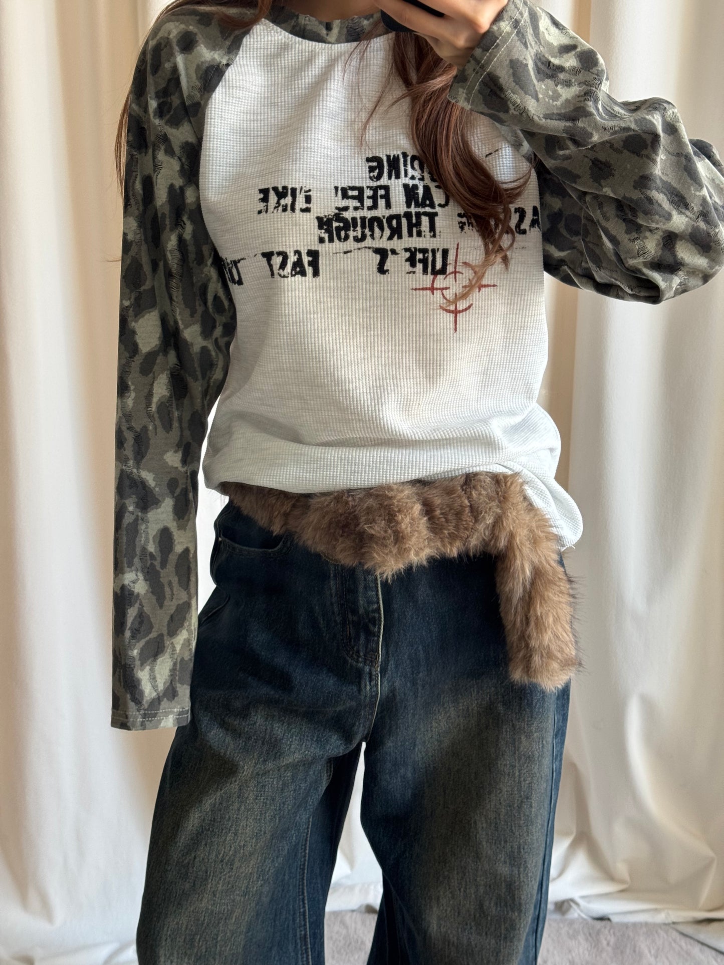 ファーベルト付きデニムパンツ DPB86226