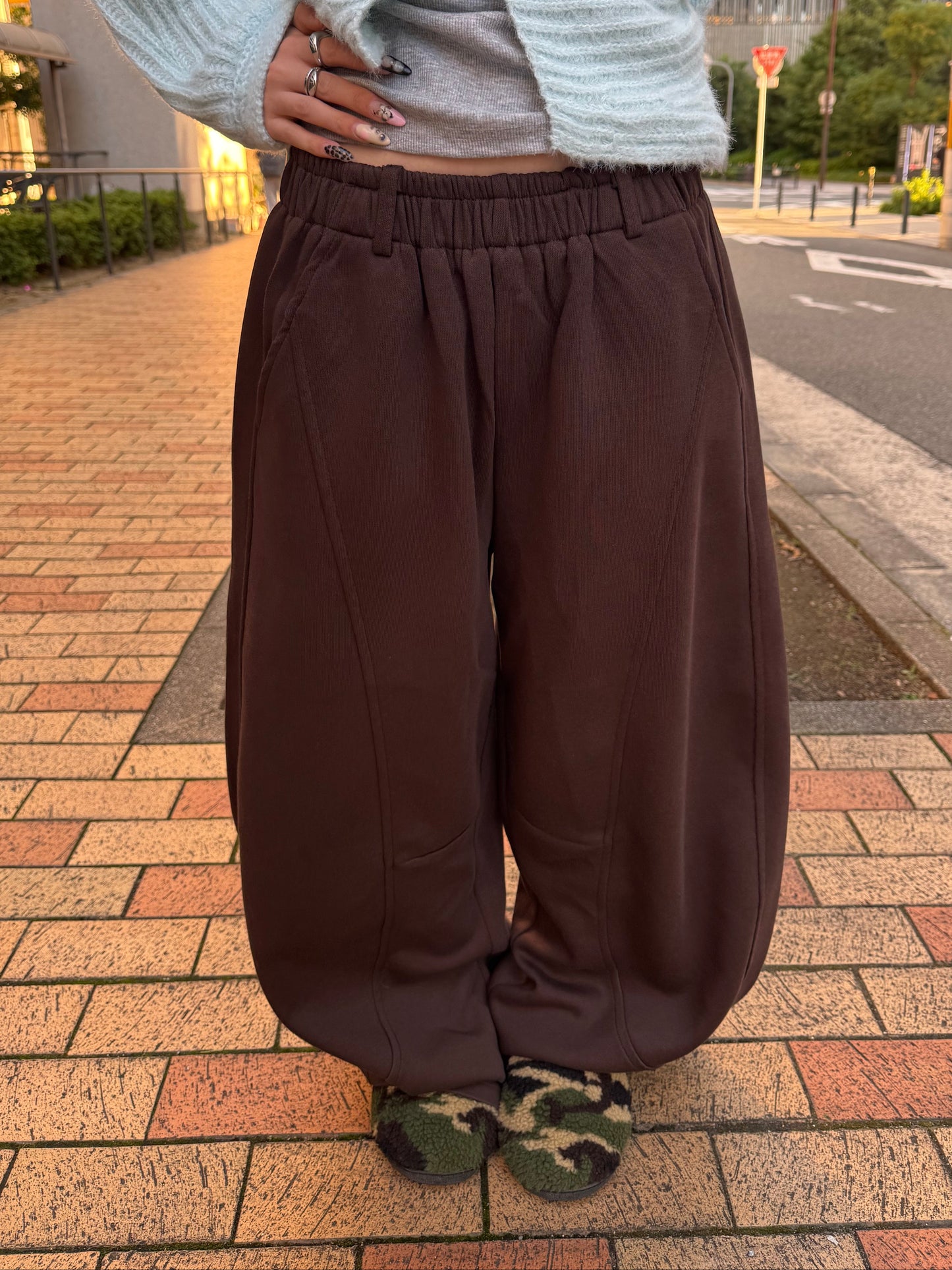 ニットベルトバルーンスウェットパンツ DPB85360