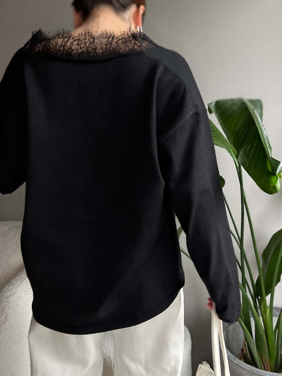 レースVネックニット DPB56358