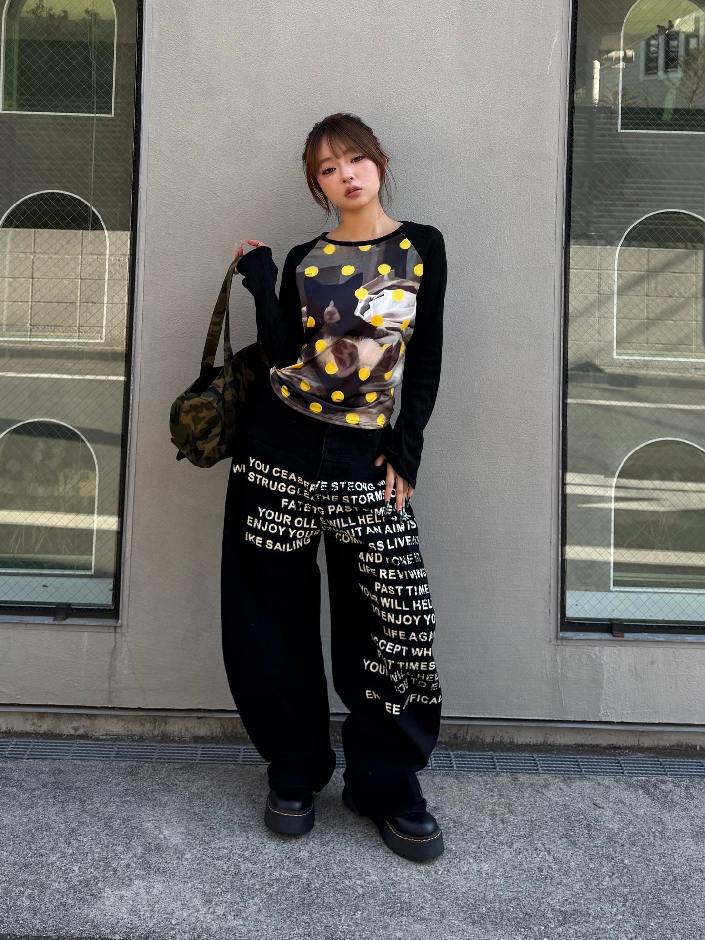 レタリングロゴワイドパンツ DPB86186