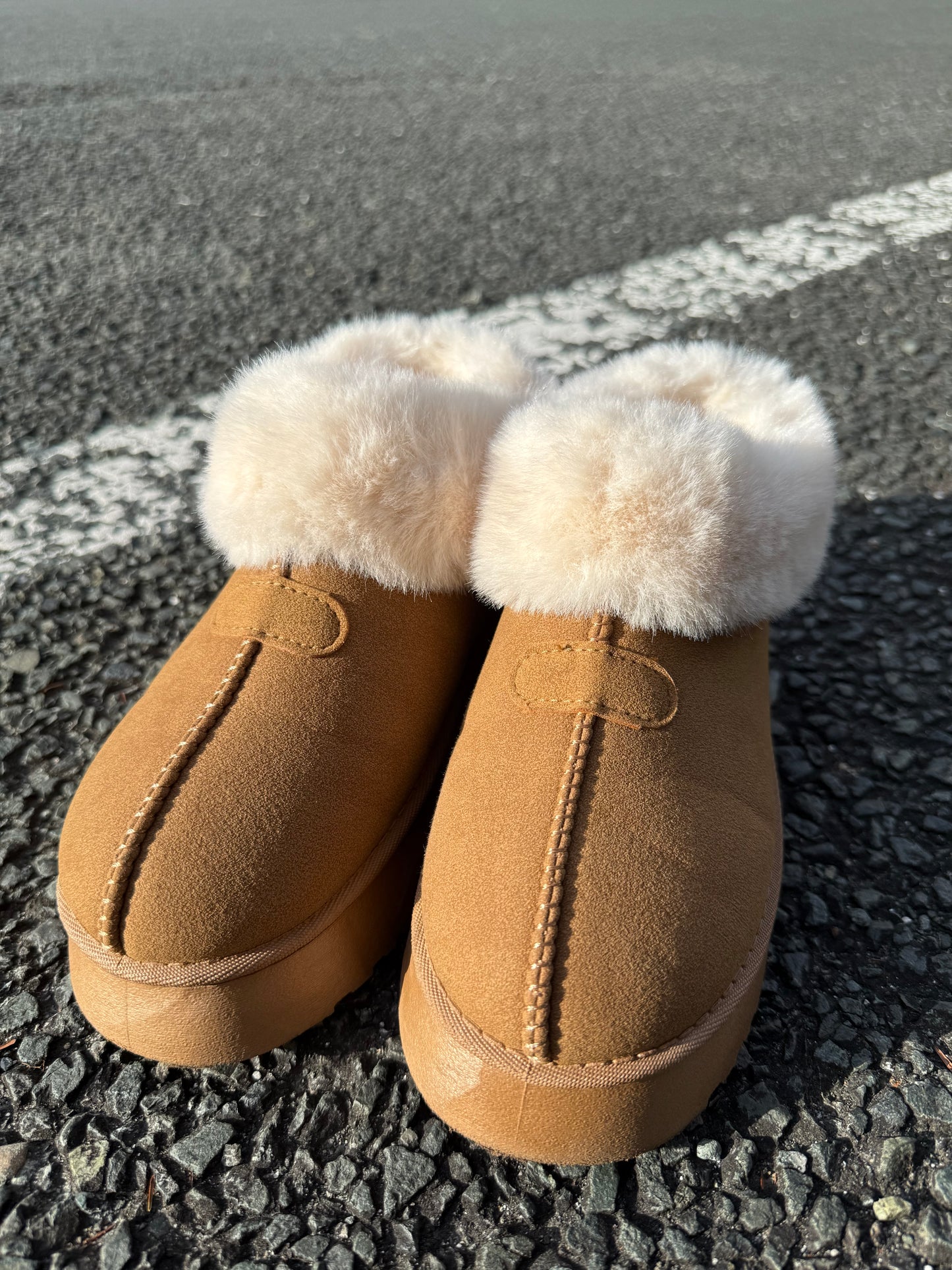 モコモコムートンブーツ DPB73457