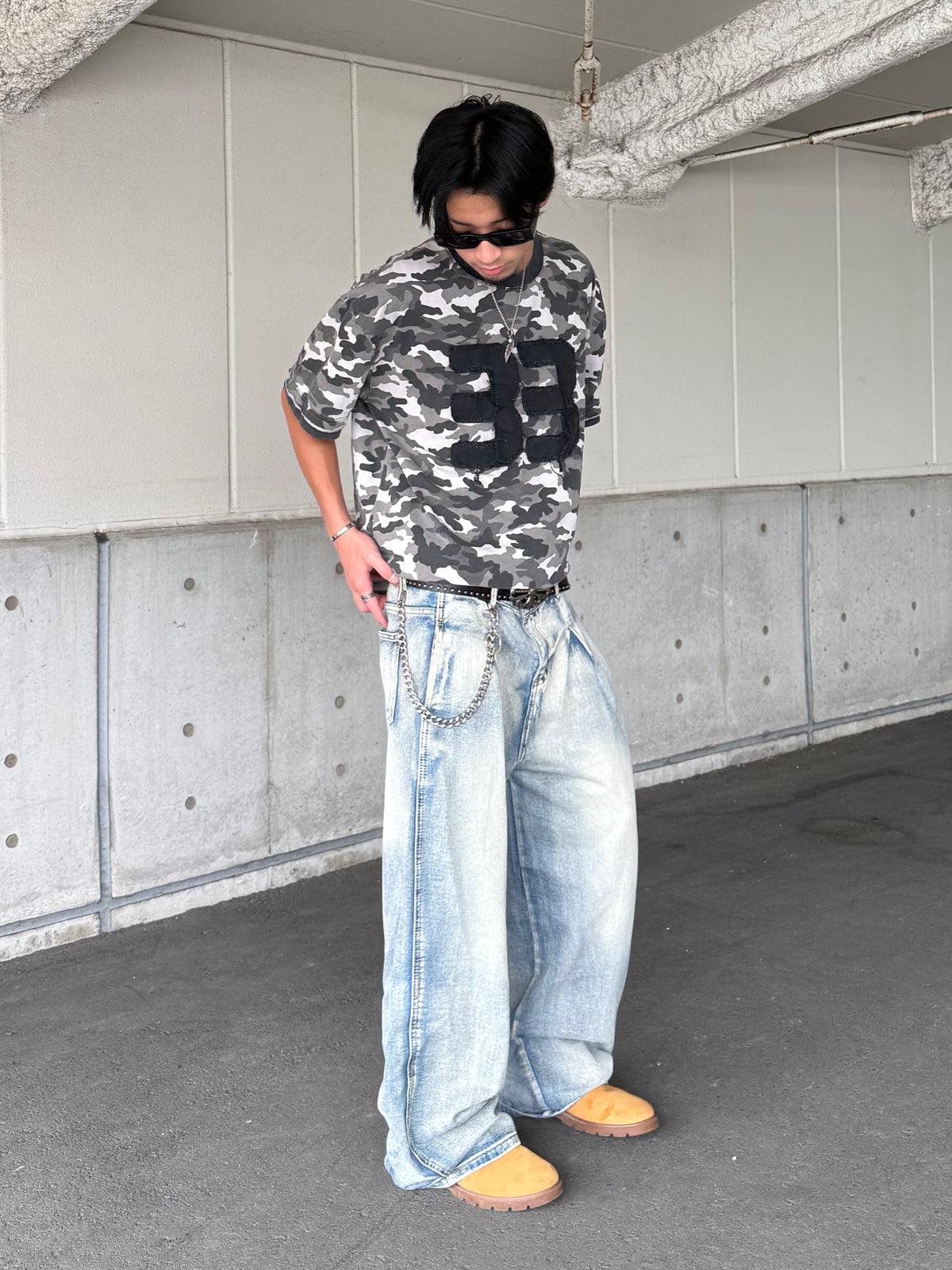 ウォッシュ加工デニムパンツ DPB90207