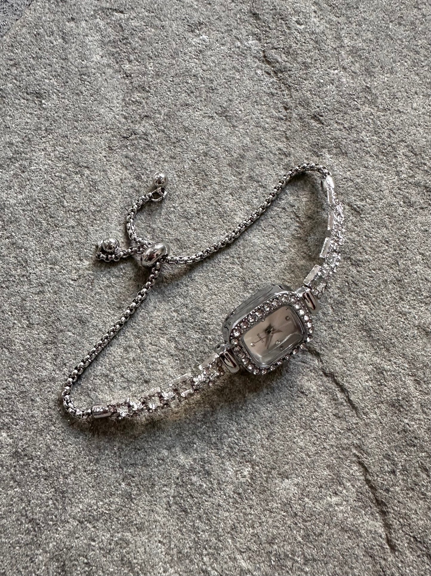 シャイニーレトロウォッチ DPB95055