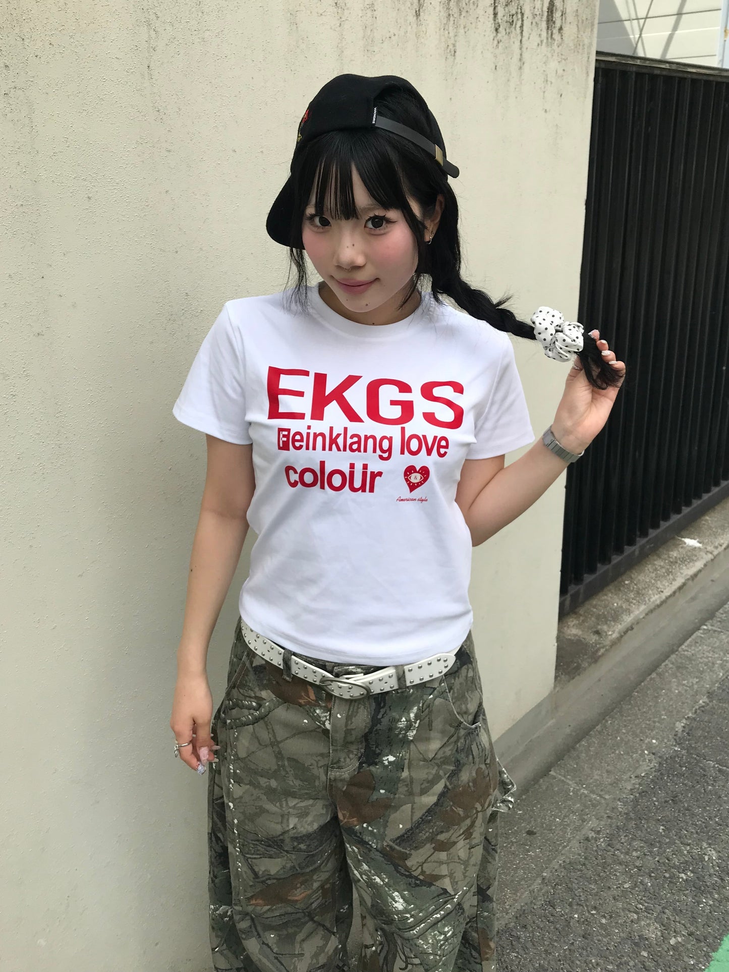 レッドロゴフィットTシャツ DPB89273