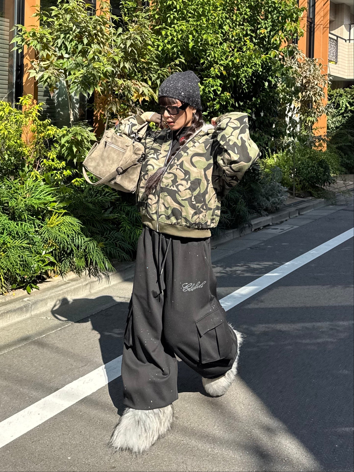 ラメカーゴスウェットパンツ DPB86111