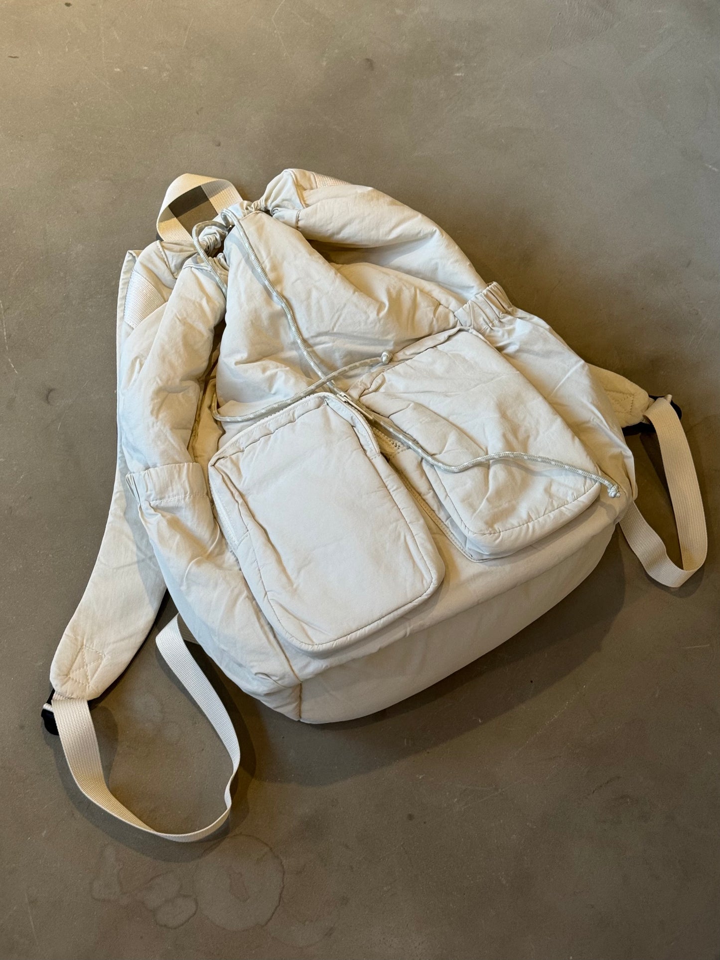 マルチポケットリュック DPB91082