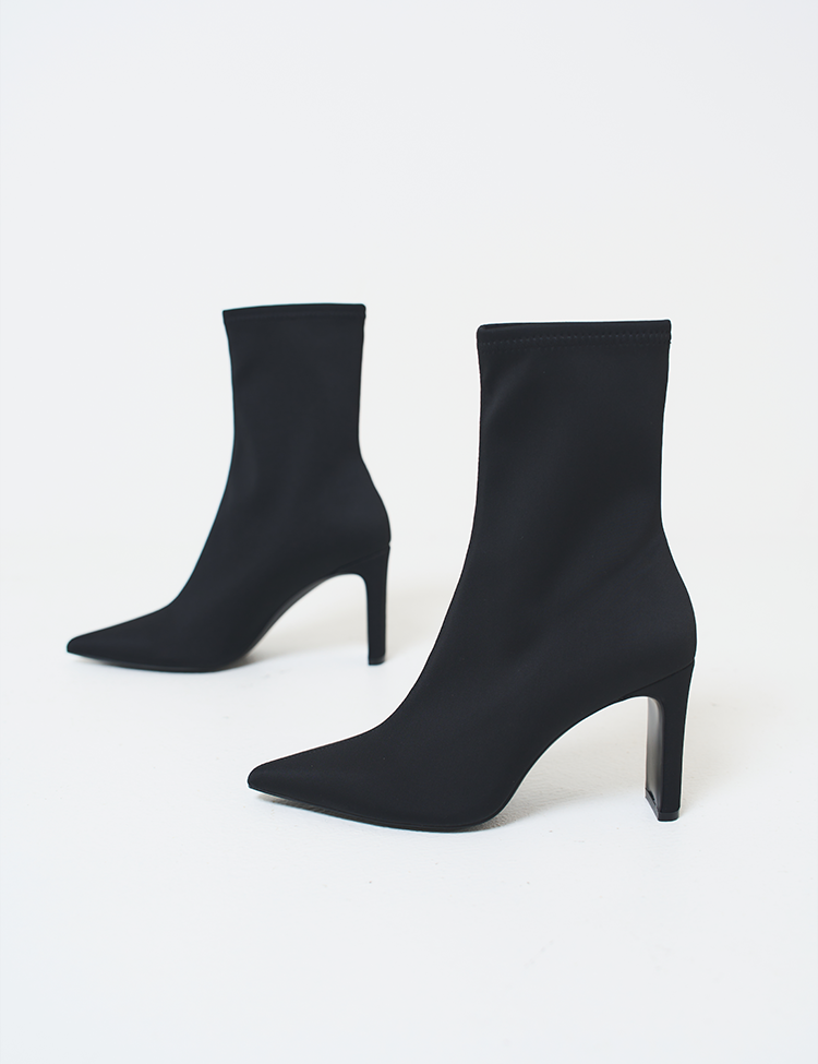 ami suzuki shoes collection