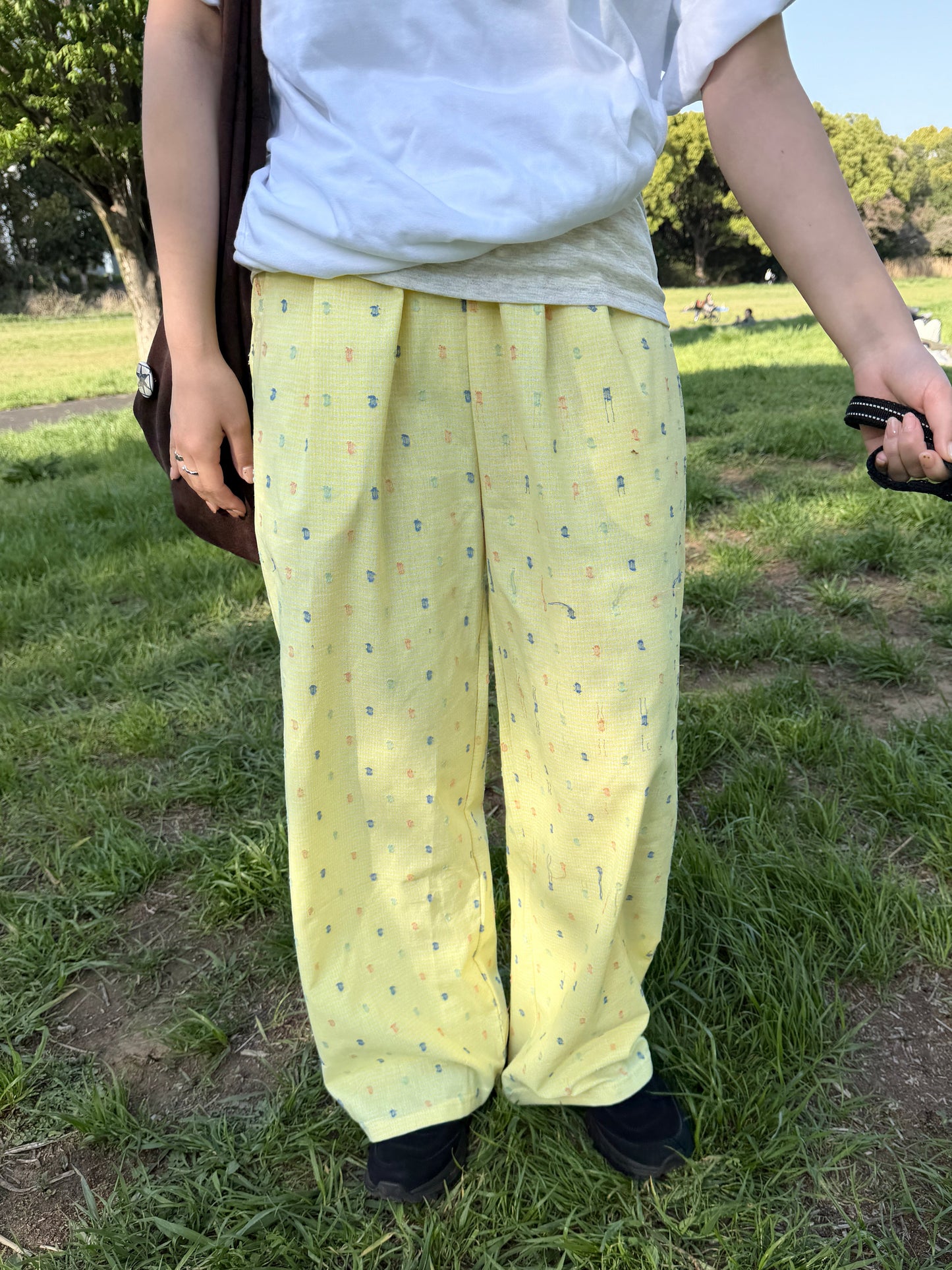 ドットカラー刺繍ワイドパンツ DPB78284