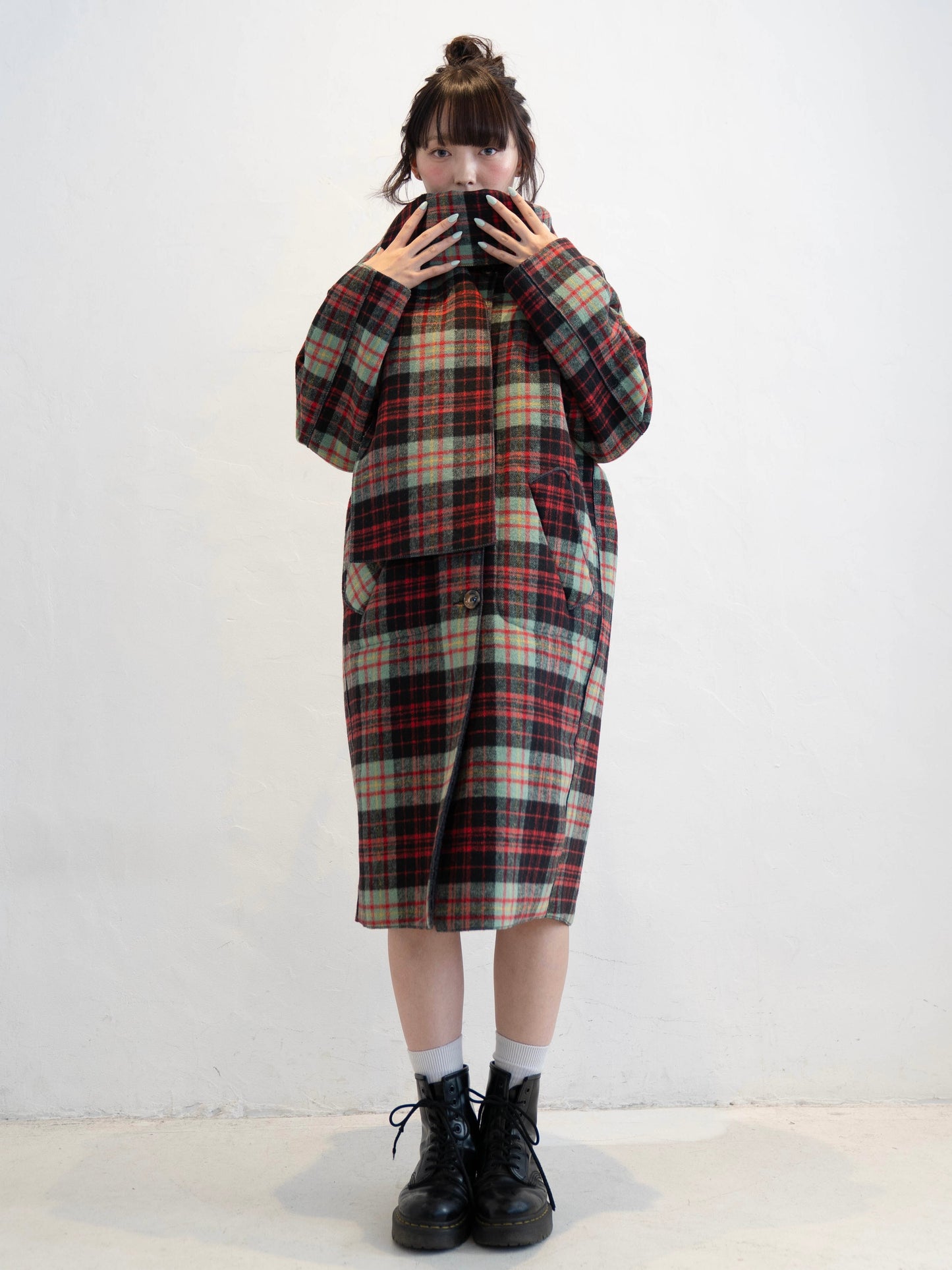 マフラー付きチェックロングコート DPC02015