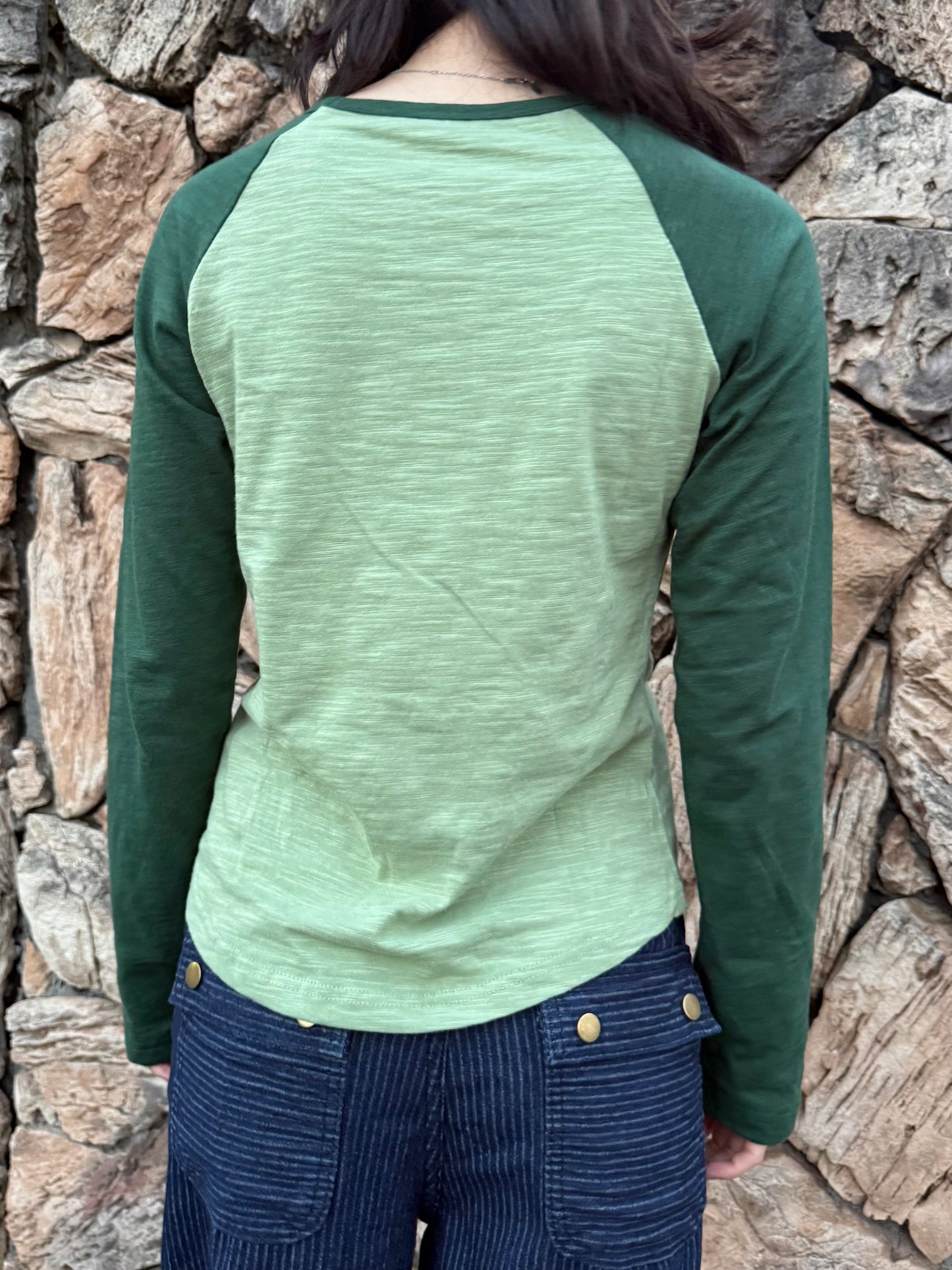 グリーンラグランTシャツ DPA43678