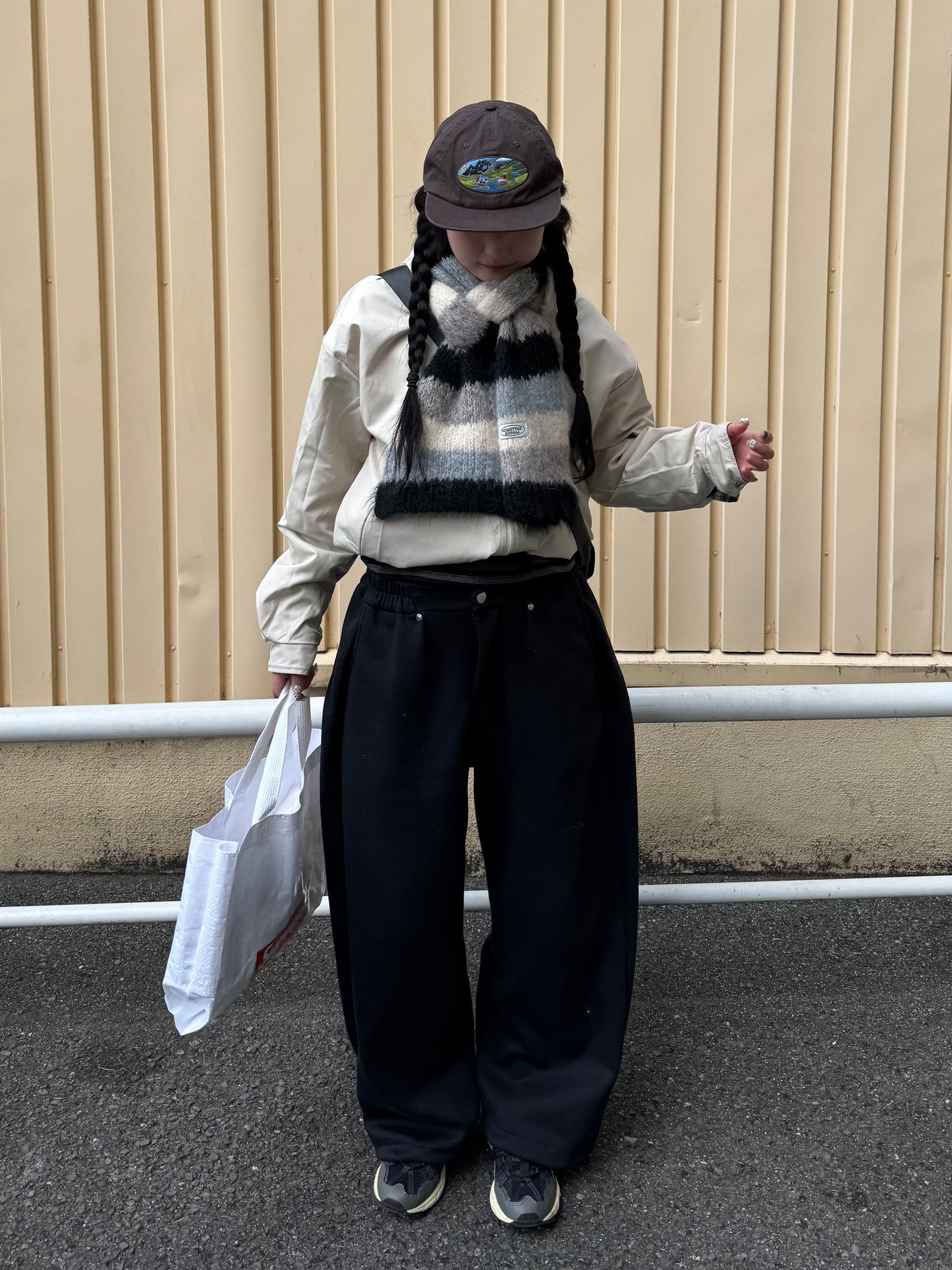 カラーボーダーマフラー DPB85106