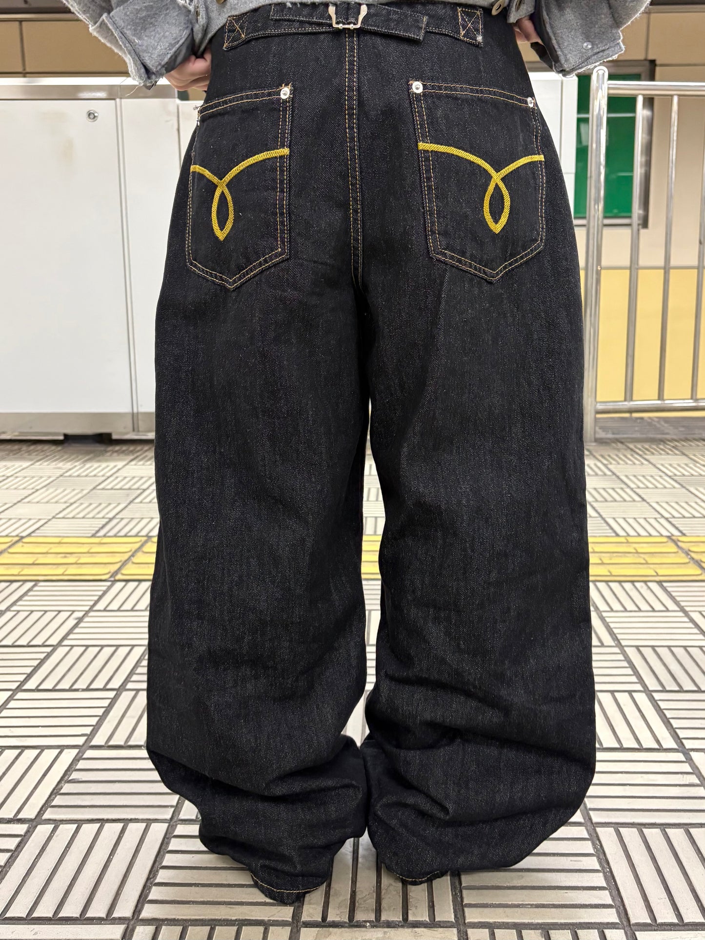 アーチコードデニムパンツ DPB99052