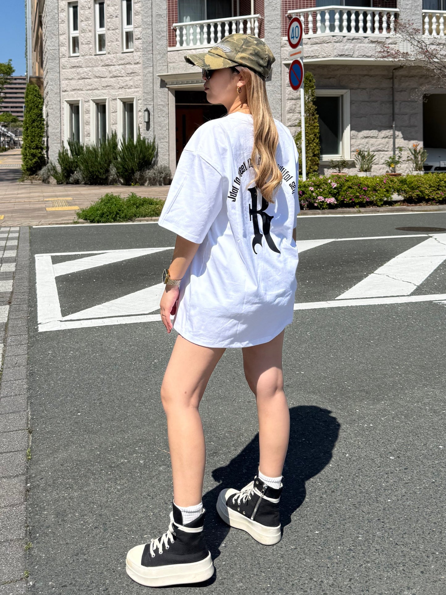 オーバーロゴTシャツ DPB73607