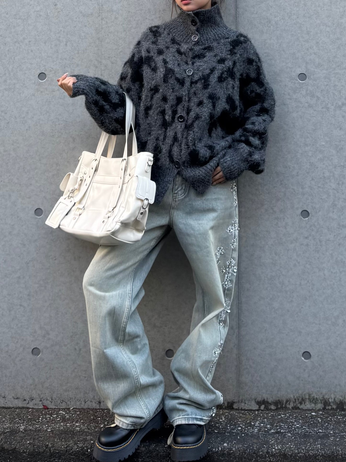 サイドクロスビジューデニムパンツ DPB86169