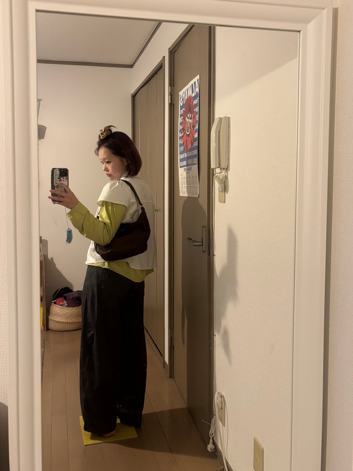 カップ付きベーシックカラーロンT DPC04047