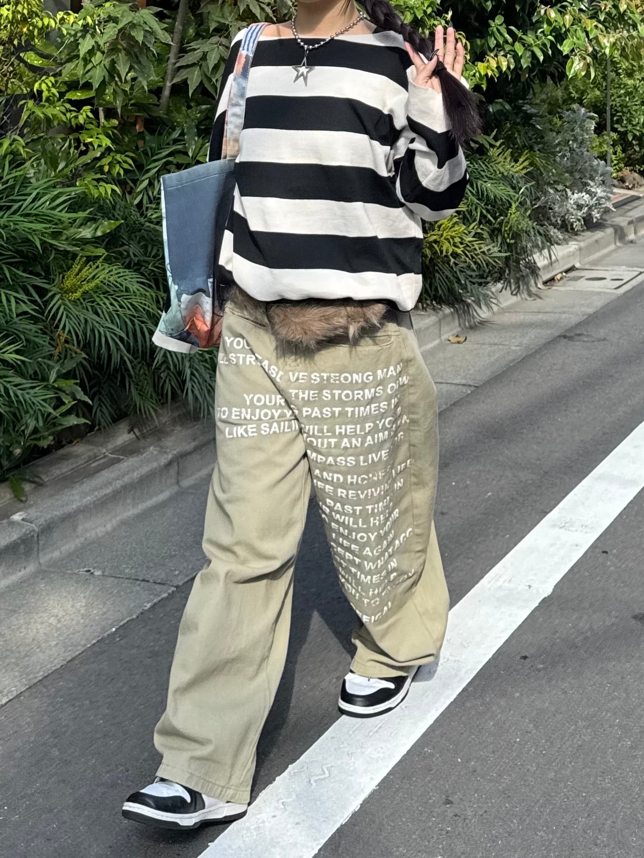 レタリングデザインパンツ DPB86149