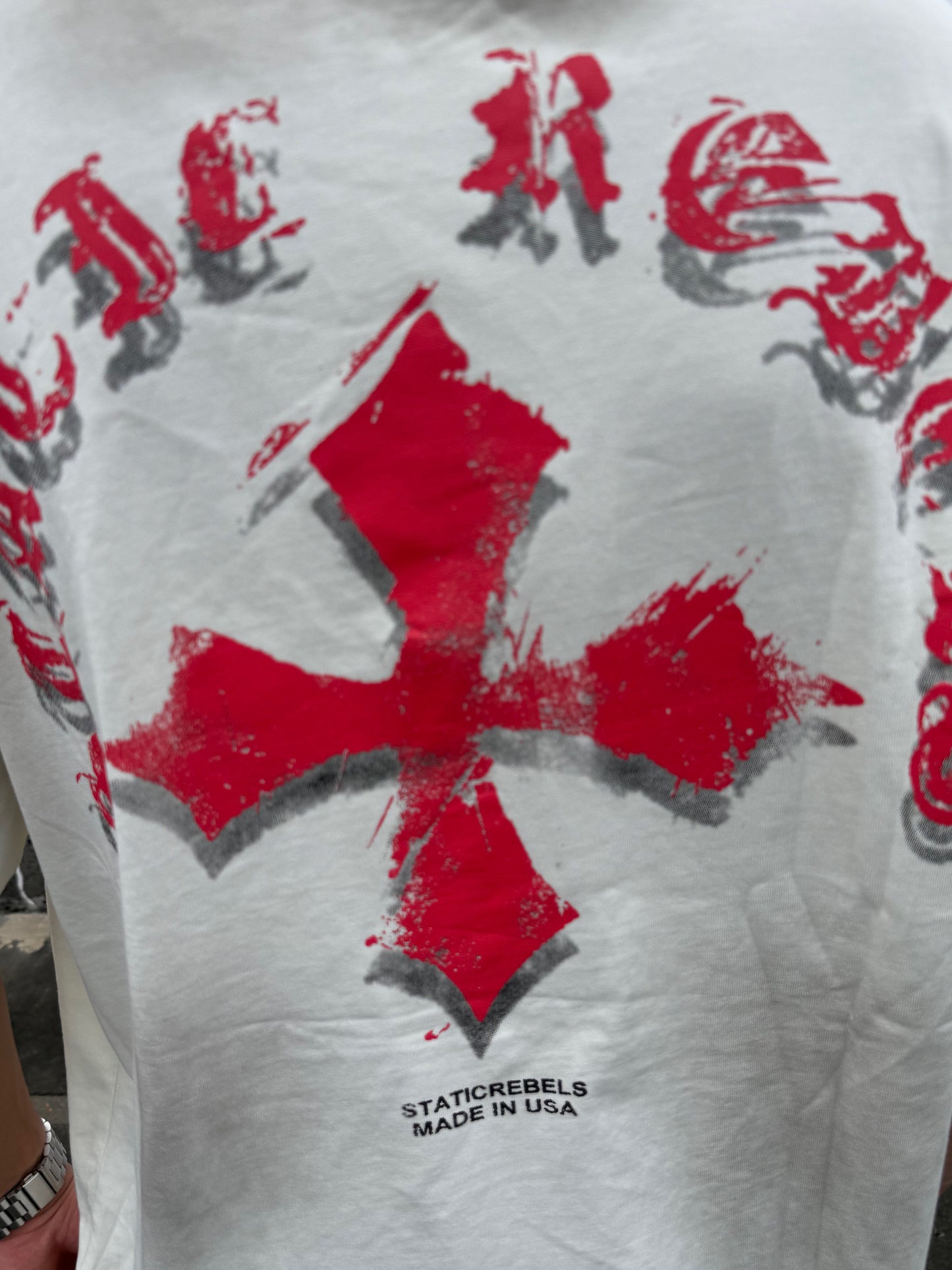 バックロゴペイントクロスTシャツ DPB90229