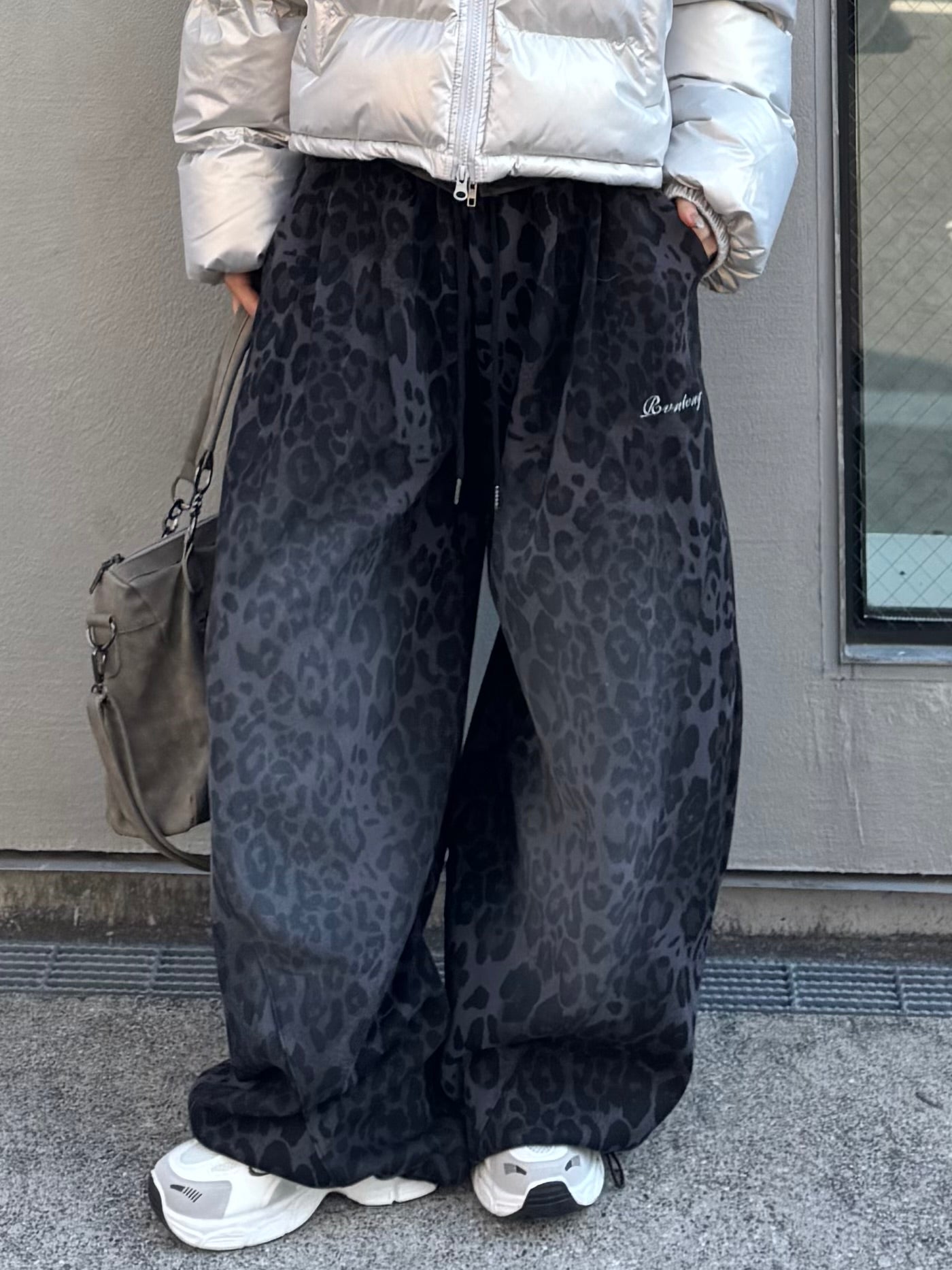 ウォッシュドレオパードスウェットパンツ DPB86171