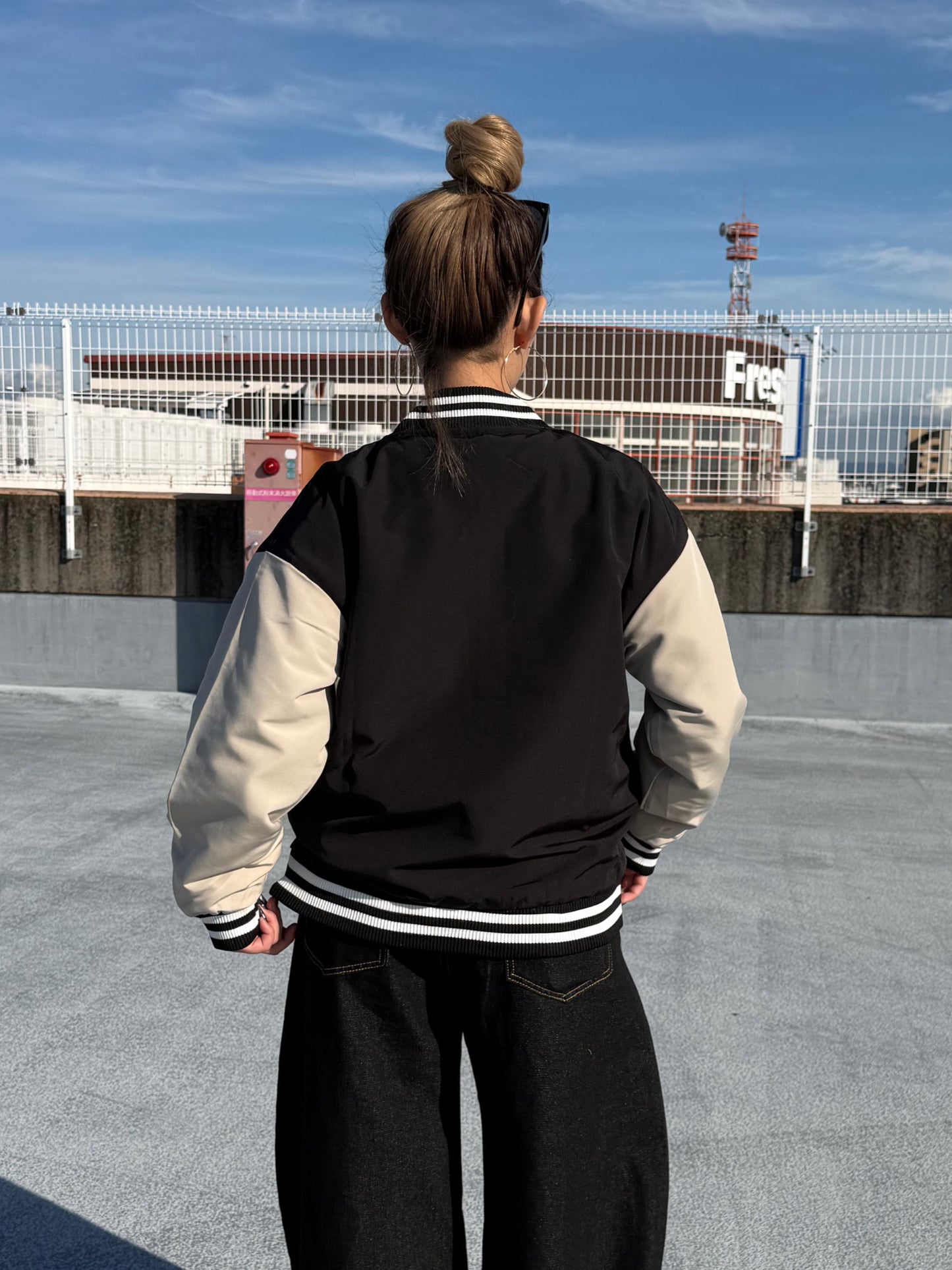 ロゴラインスタジャン DPB90126