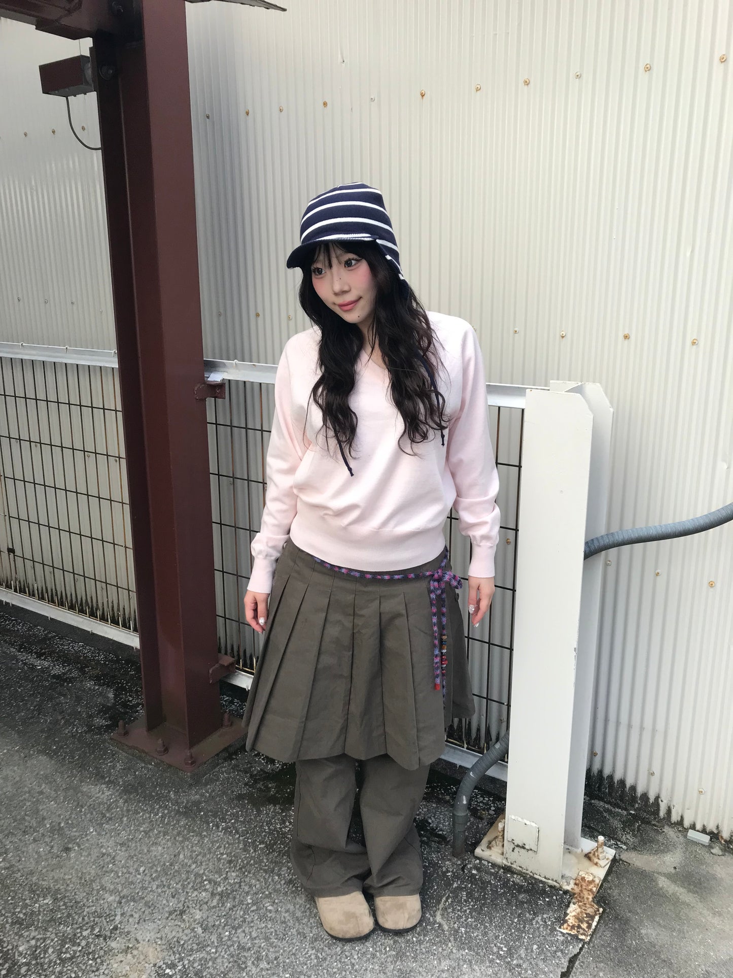 Vネックスプリングニット DPB89215