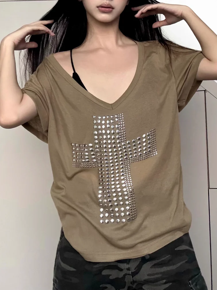 スタッズワイドネックTシャツ DPB71749